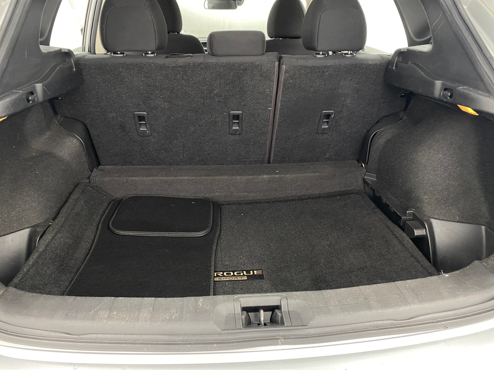 Thumbnail: 2021 Nissan Rogue Sport - 7