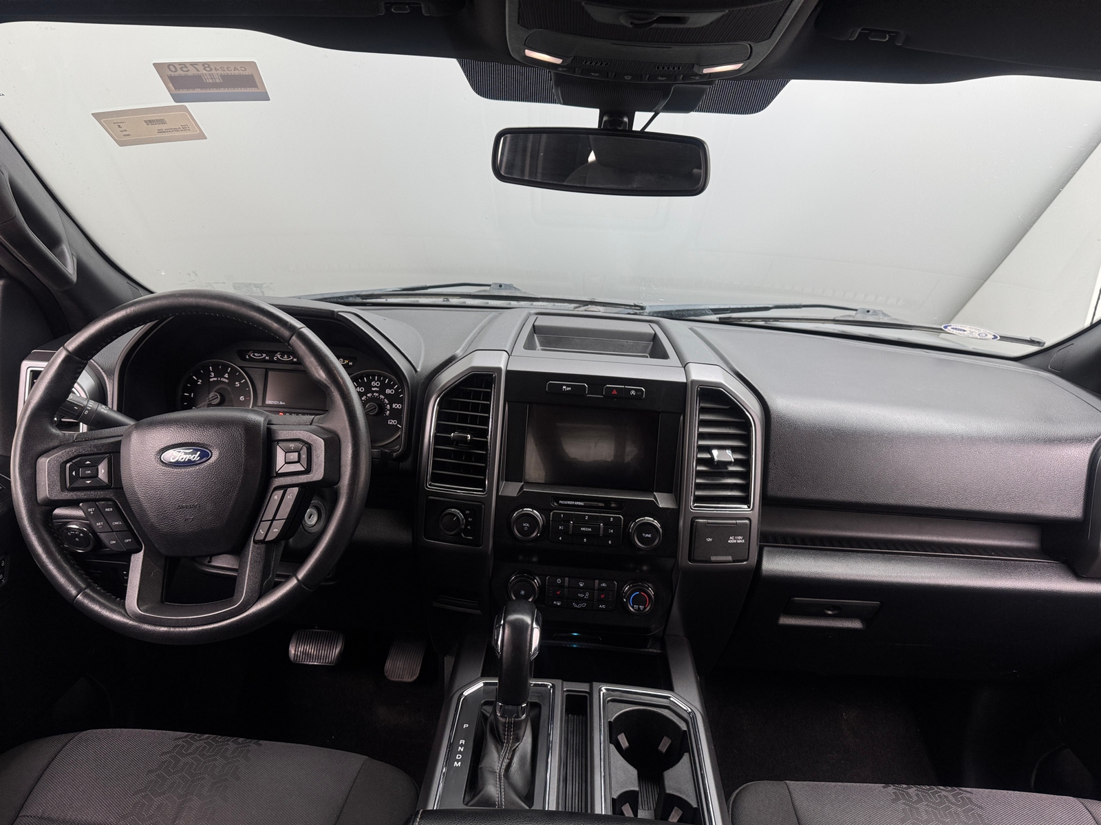 Thumbnail: 2020 Ford Econoline - 3