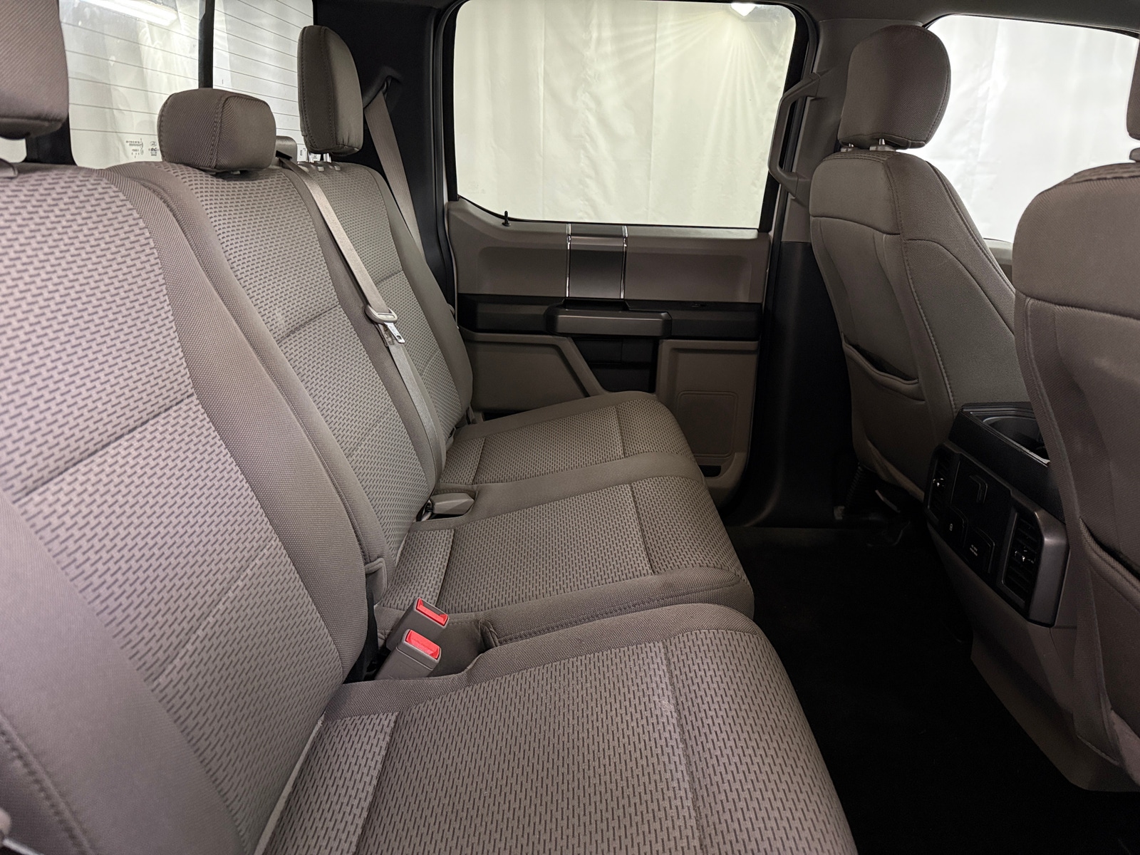 Thumbnail: 2019 Ford Econoline - 6