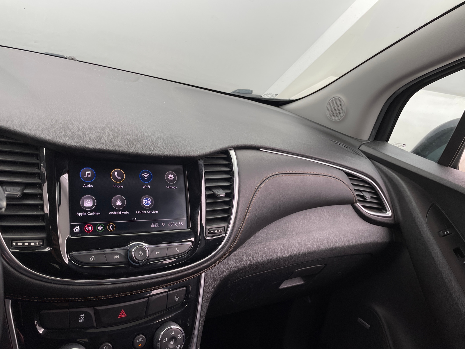 Thumbnail: 2020 Chevrolet Trax - 4