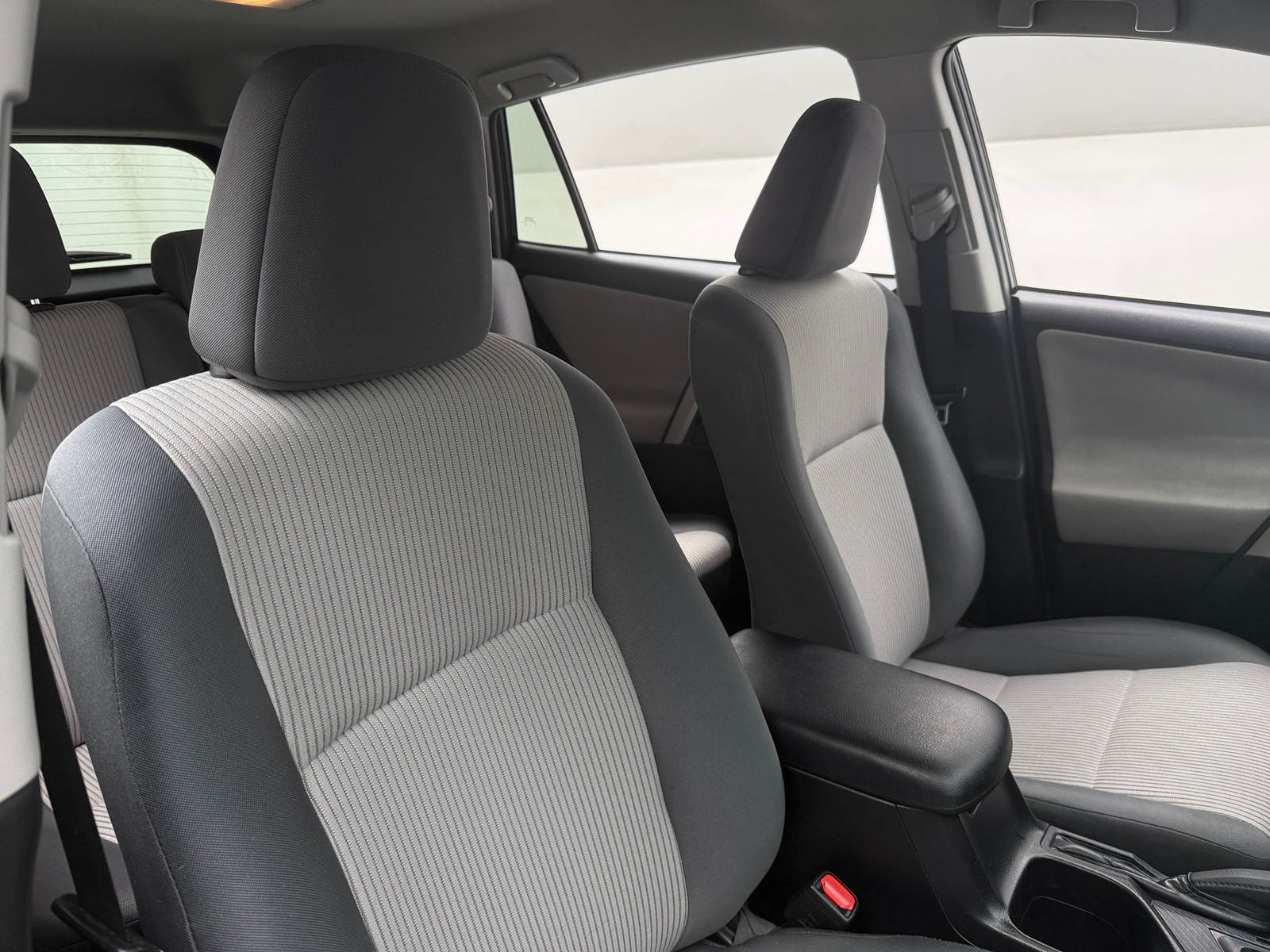 Thumbnail: 2014 Toyota RAV4 - 2