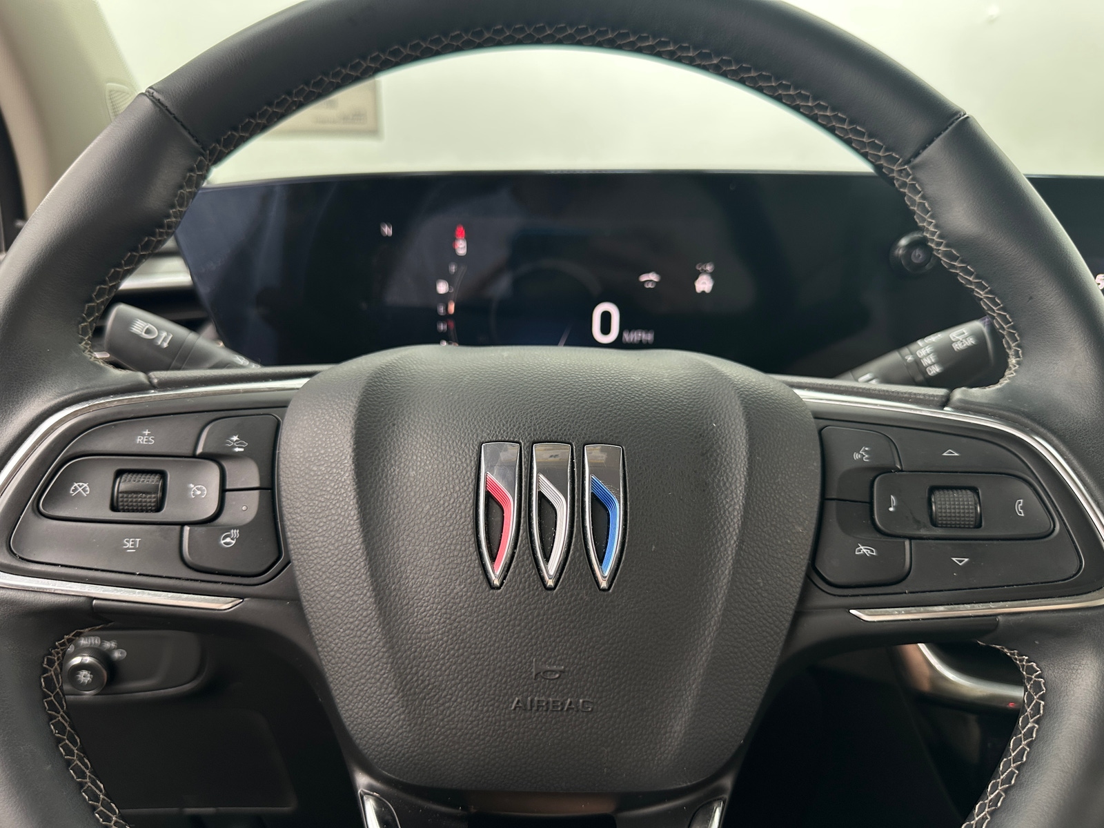 Thumbnail: 2024 Buick Encore GX - 4