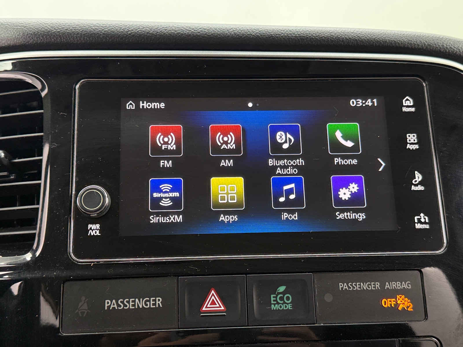 Thumbnail: 2018 Mitsubishi Outlander - 4