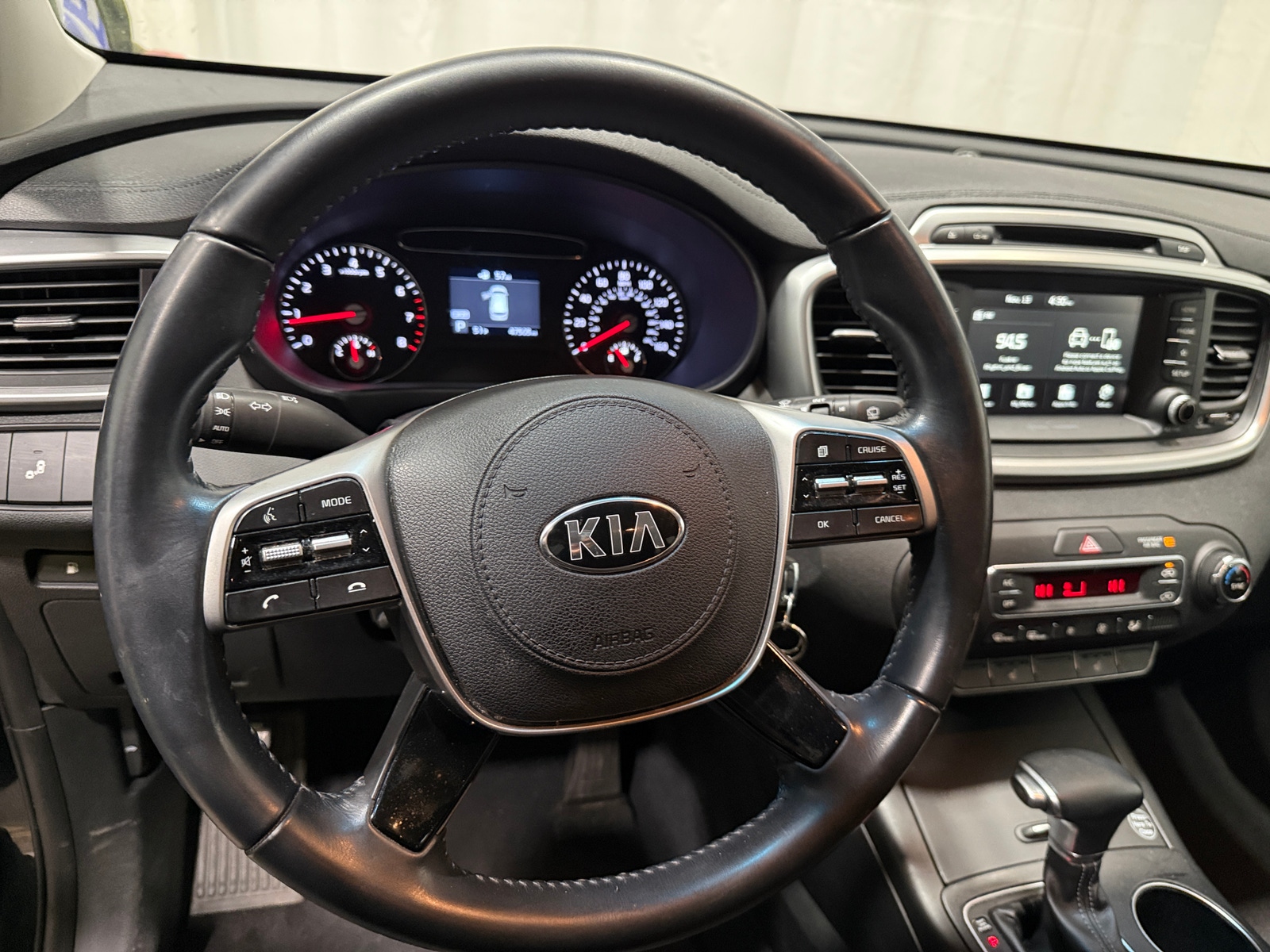 Thumbnail: 2019 Kia Sorento - 5