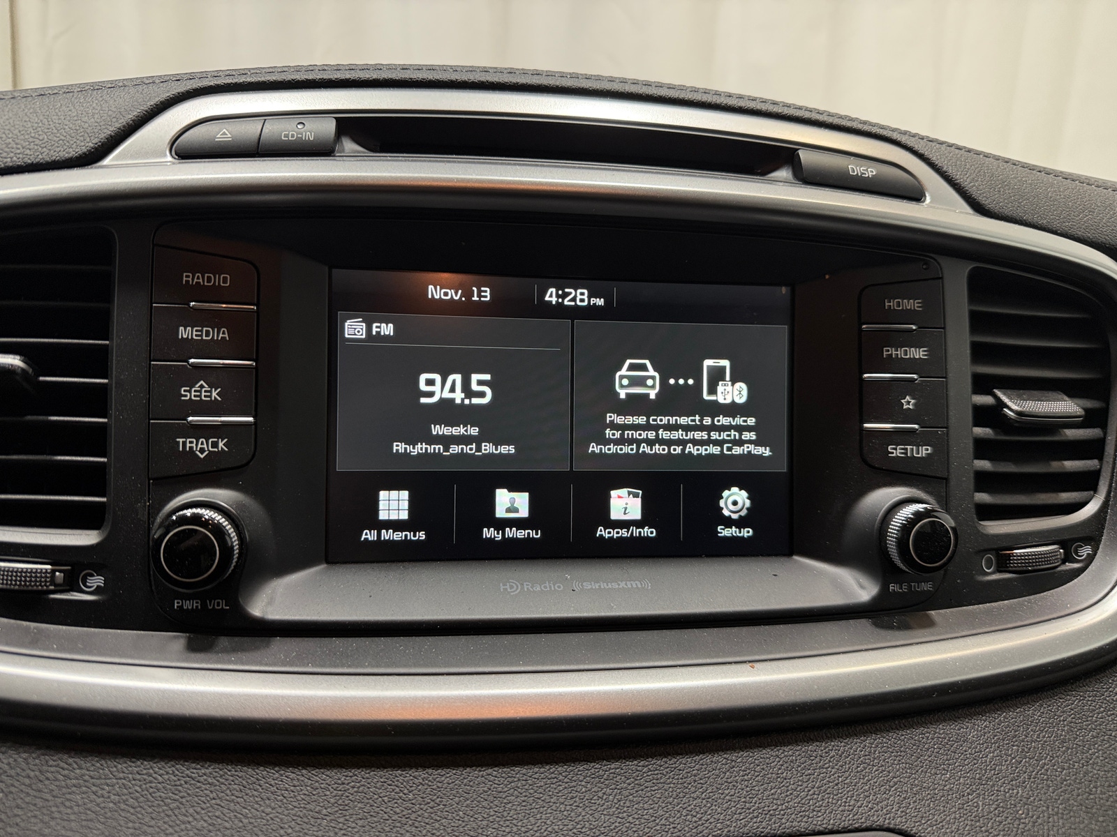 Thumbnail: 2019 Kia Sorento - 4