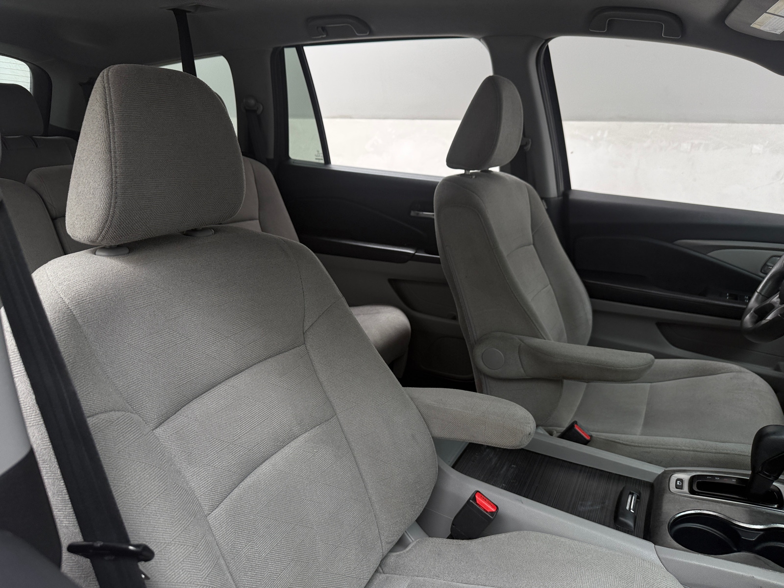 Thumbnail: 2019 Honda Pilot - 2