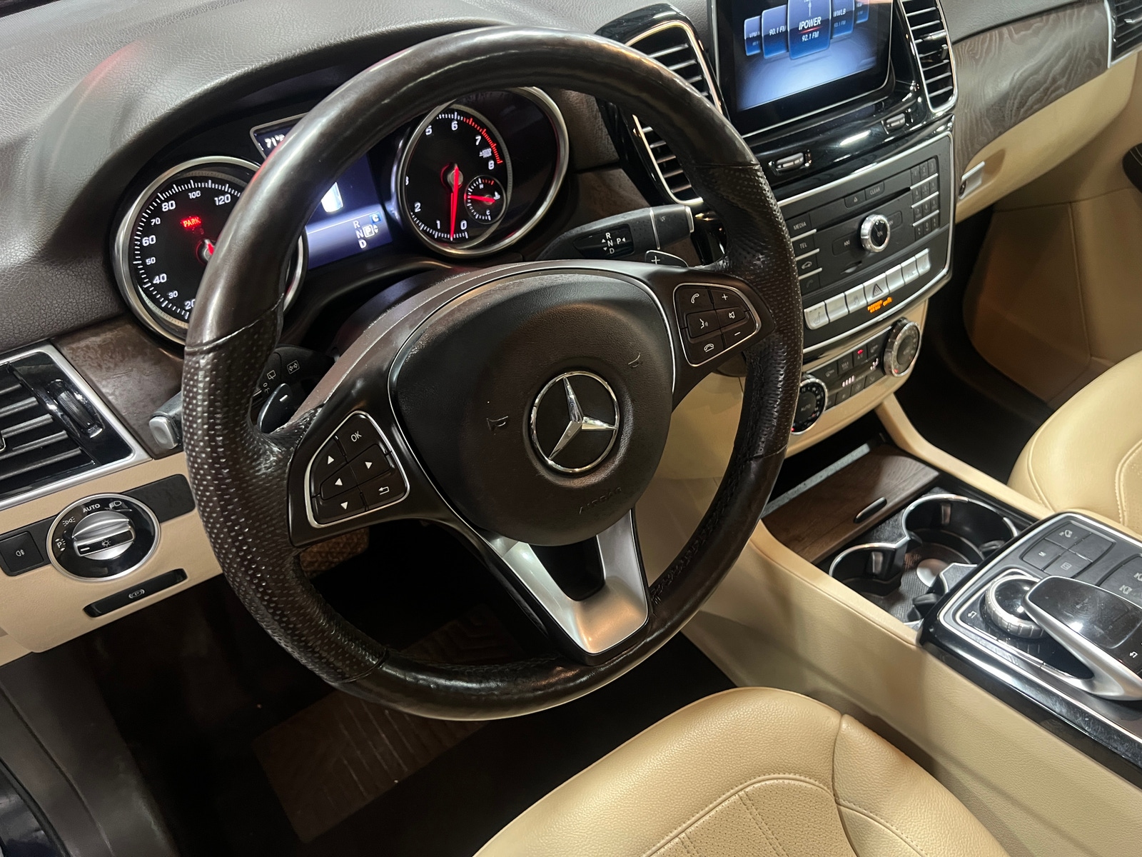 Thumbnail: 2018 Mercedes-Benz GLE - 4