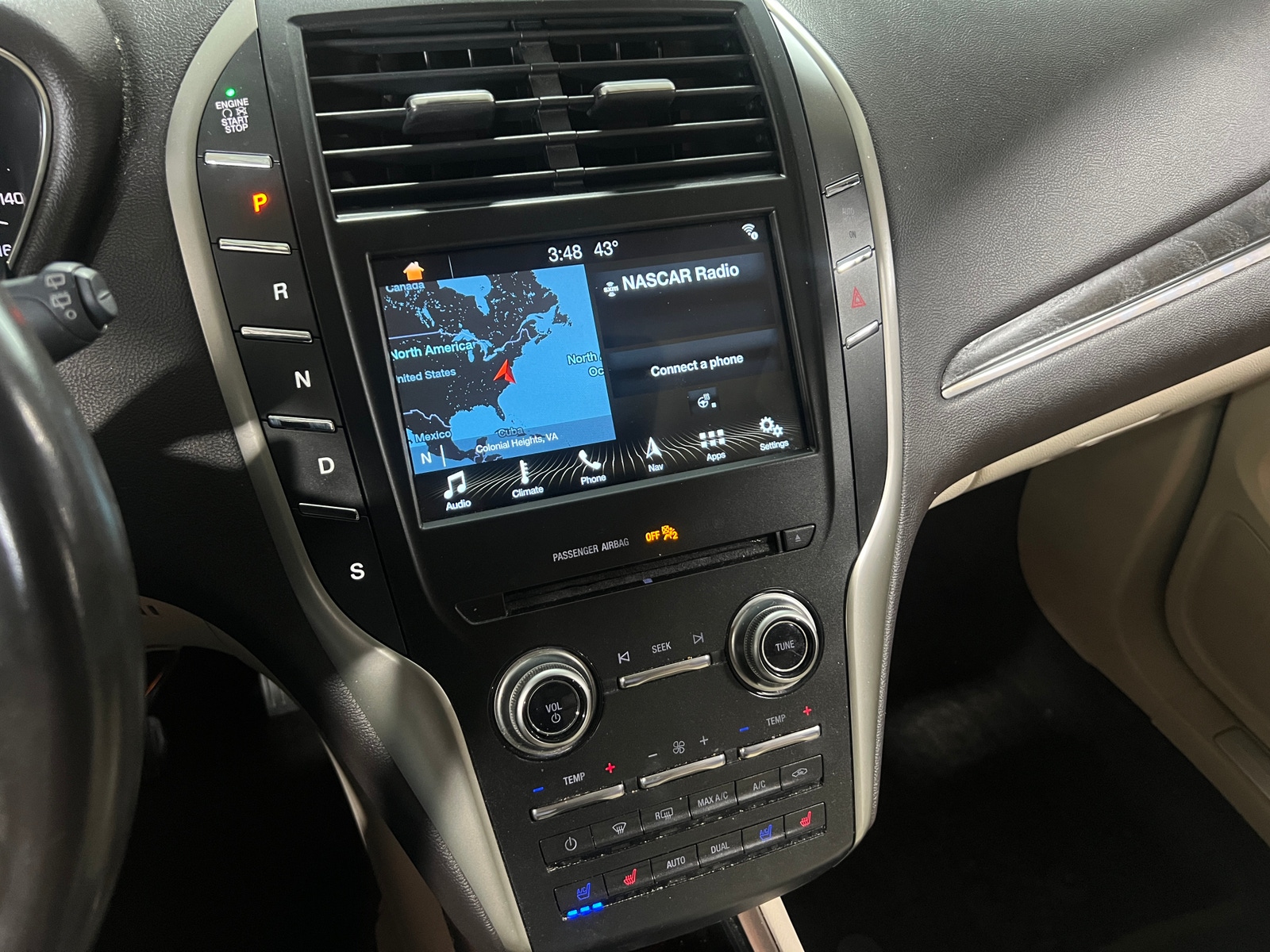 Thumbnail: 2018 Lincoln MKC - 3