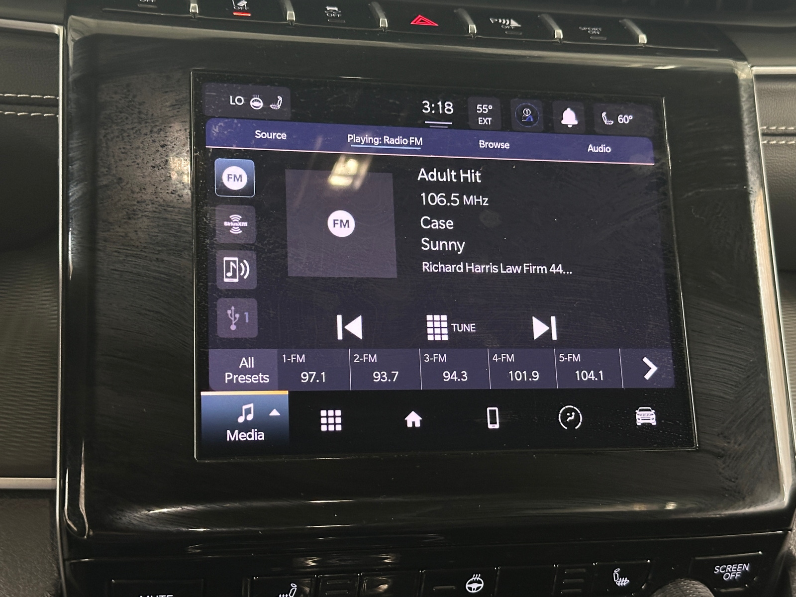 Thumbnail: 2024 Jeep Grand Cherokee - 3