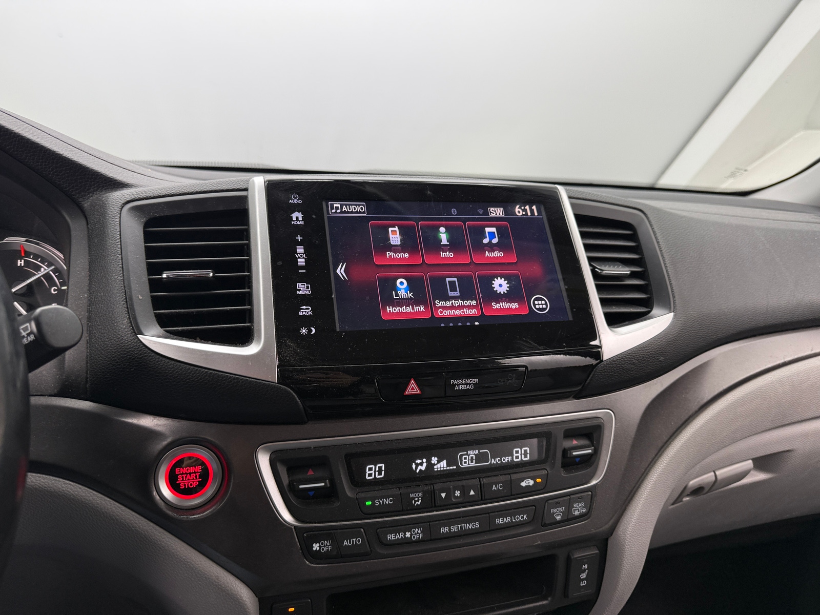 Thumbnail: 2017 Honda Pilot - 3