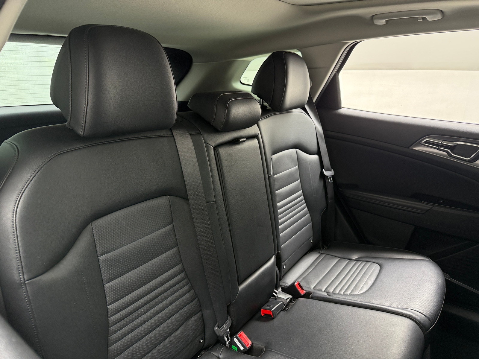 Thumbnail: 2023 Kia Sportage - 5