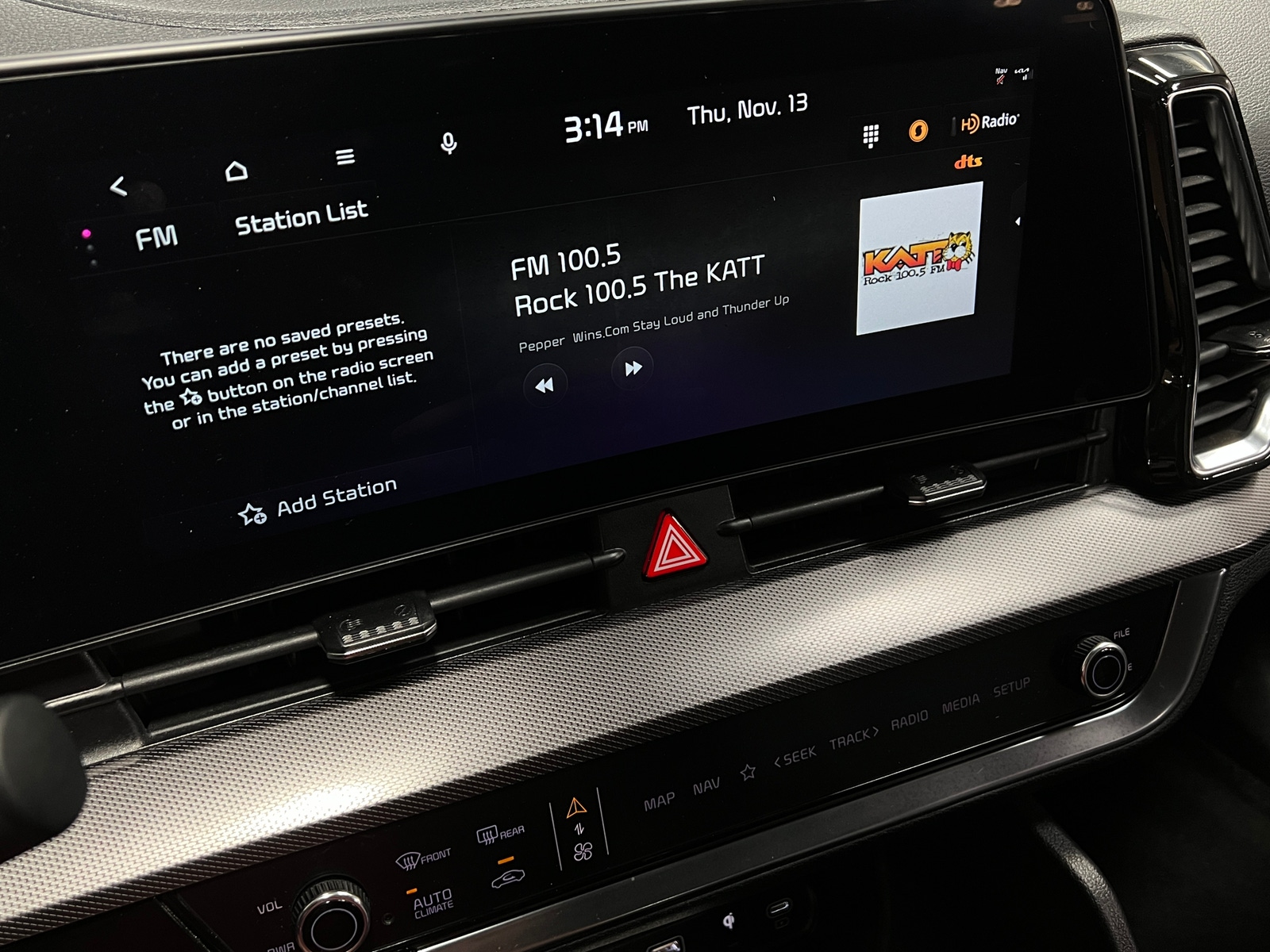 Thumbnail: 2023 Kia Sportage - 3