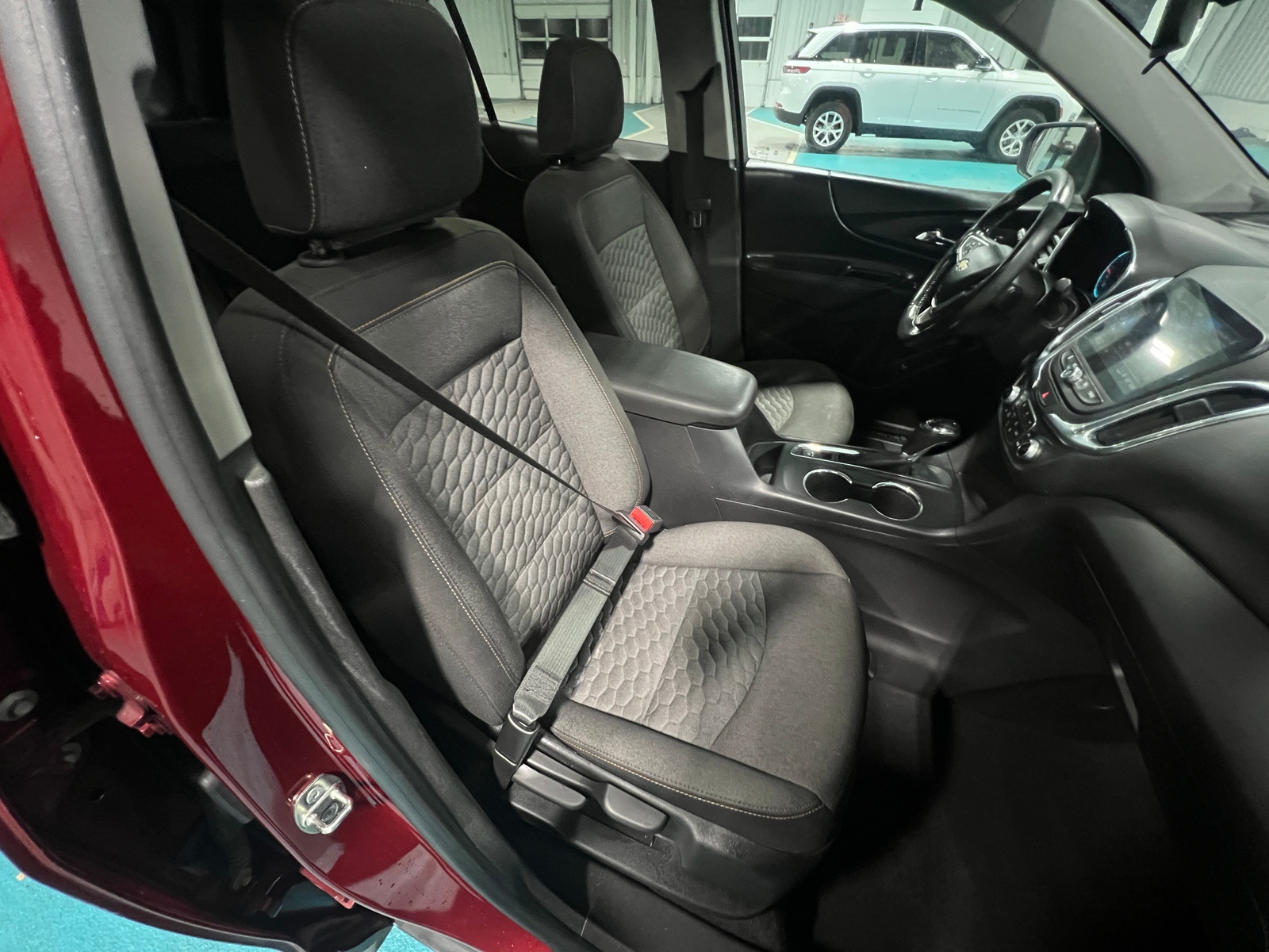 Thumbnail: 2019 Chevrolet Equinox - 2