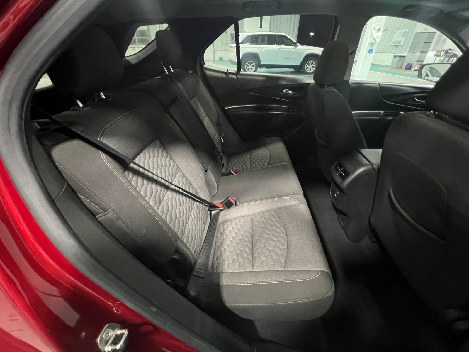 Thumbnail: 2019 Chevrolet Equinox - 6