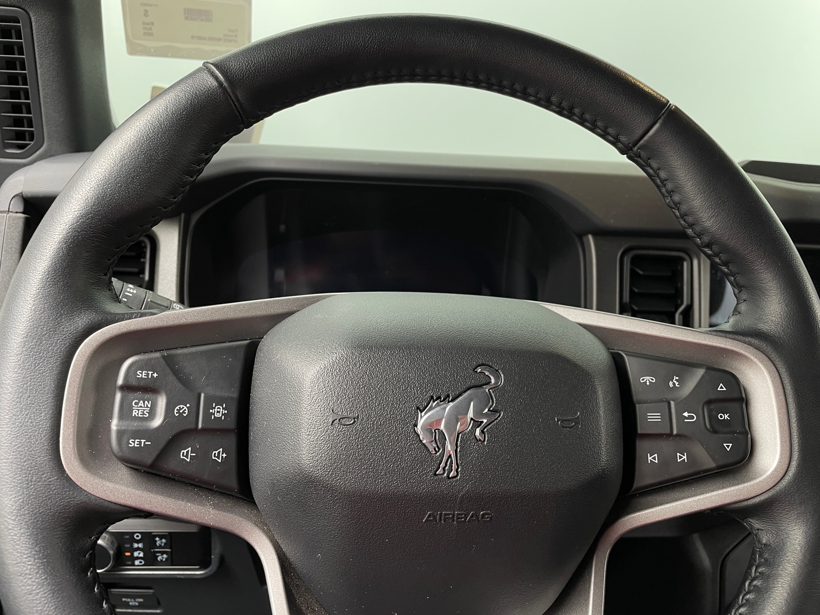 Thumbnail: 2025 Ford Bronco - 5