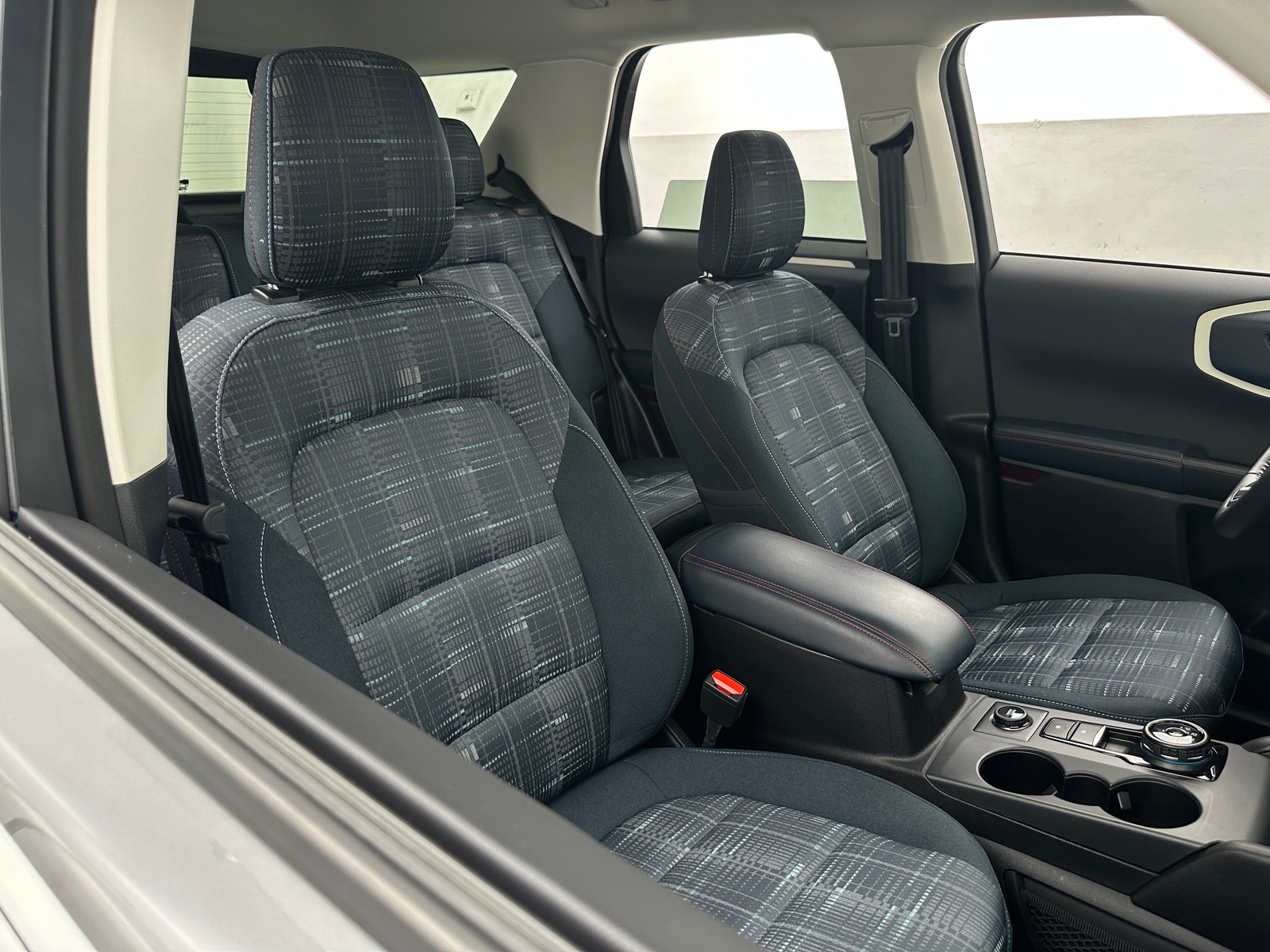 Thumbnail: 2023 Ford Bronco Sport - 2