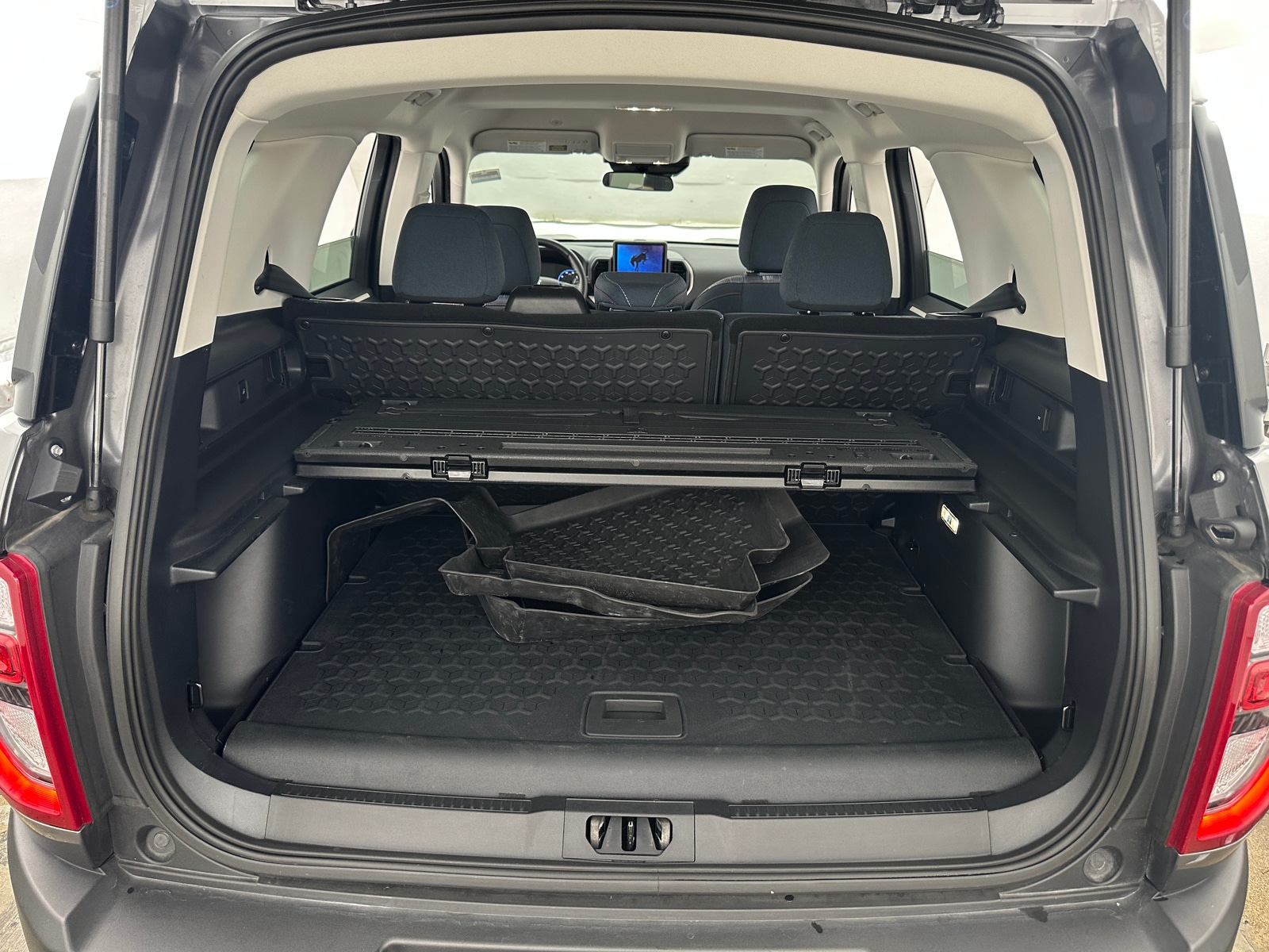 Thumbnail: 2023 Ford Bronco Sport - 7