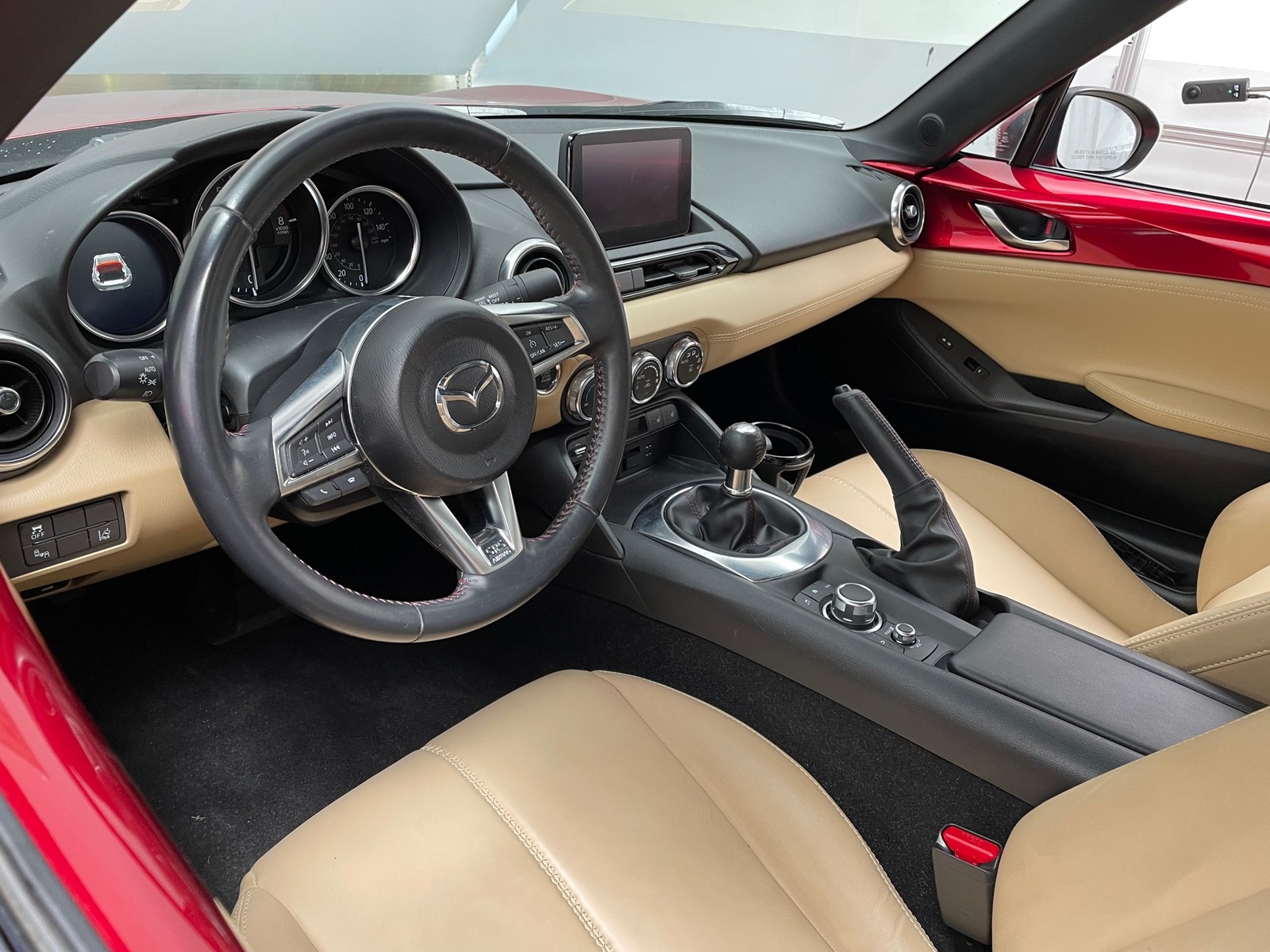 Thumbnail: 2018 Mazda MX-5 Miata - 2