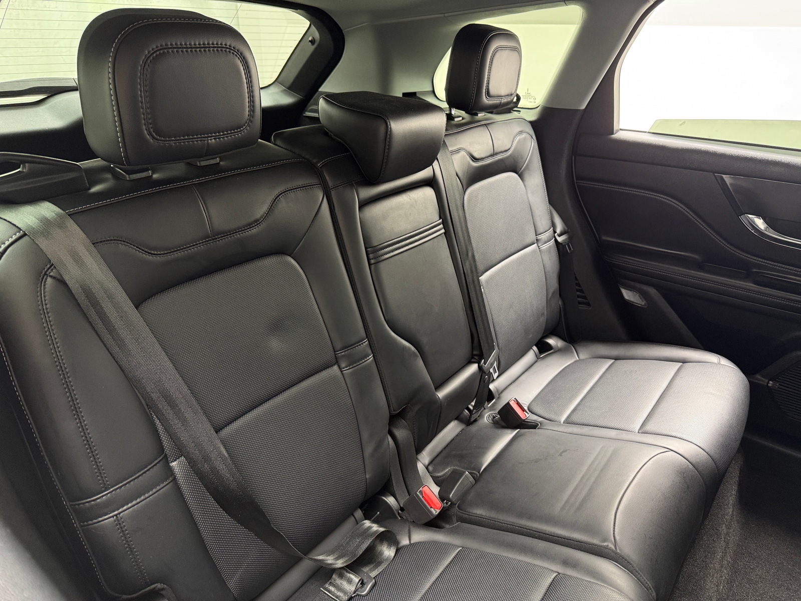 Thumbnail: 2022 Lincoln Corsair - 5