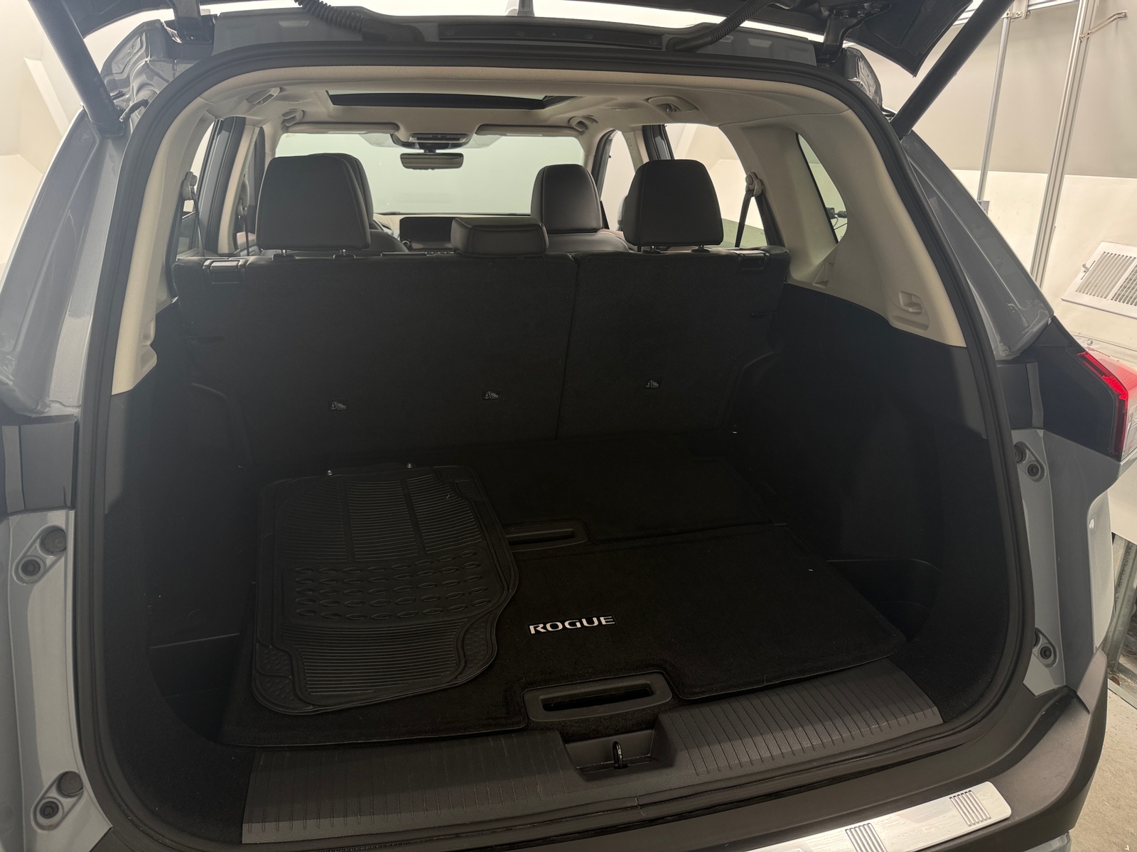 Thumbnail: 2022 Nissan Rogue - 6