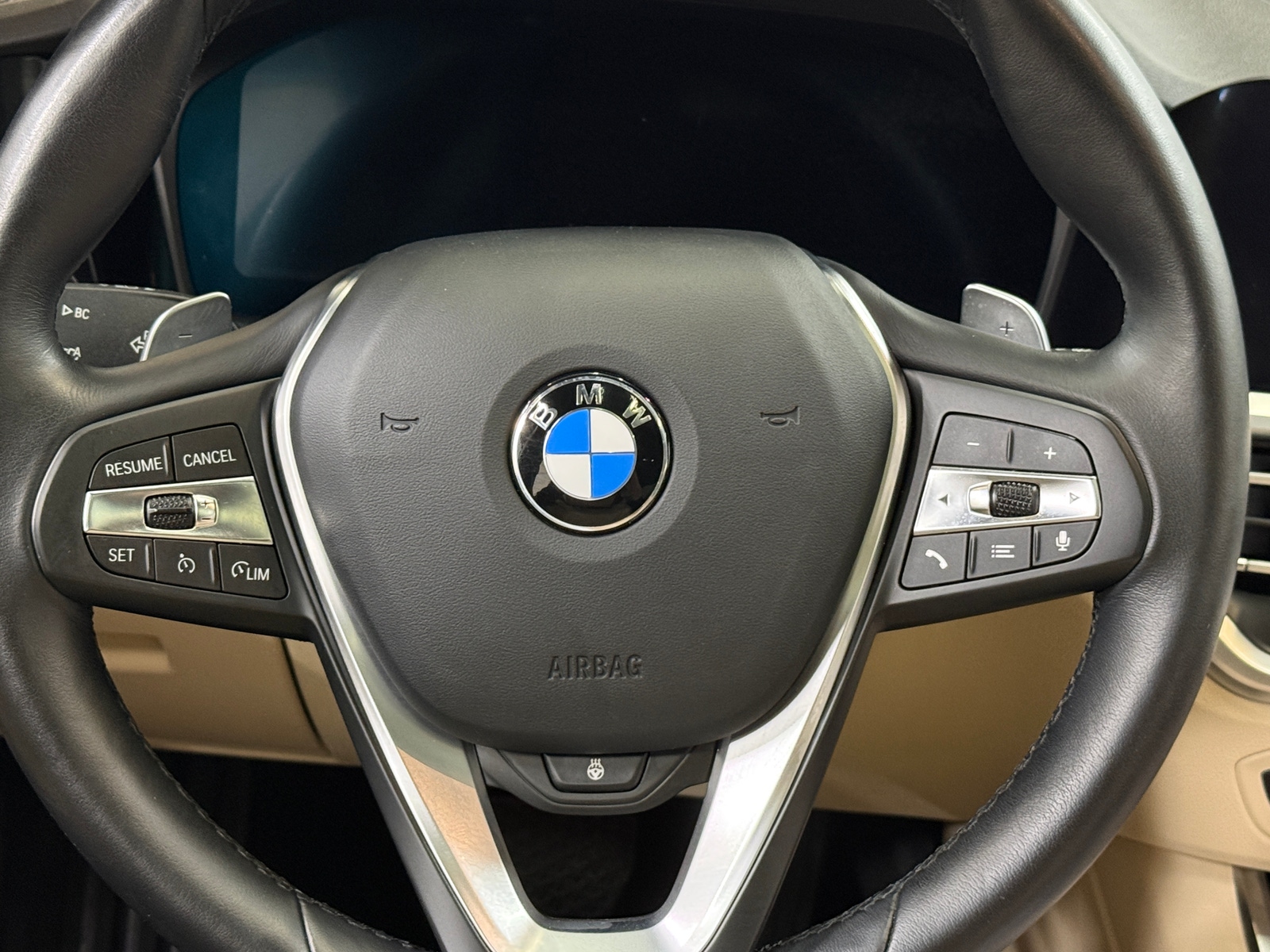 Thumbnail: 2021 BMW 3 Series - 4