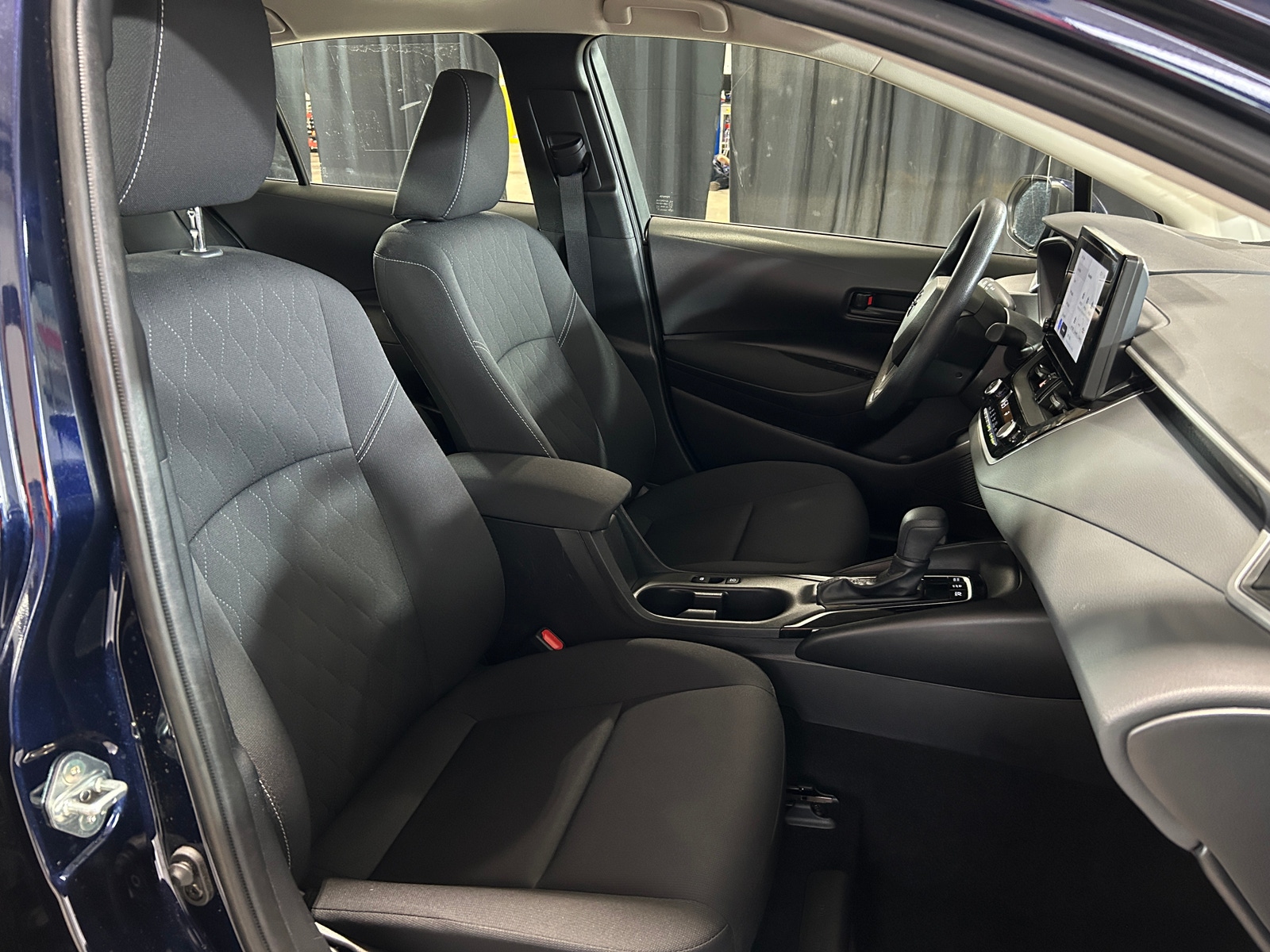 Thumbnail: 2025 Toyota Corolla - 2