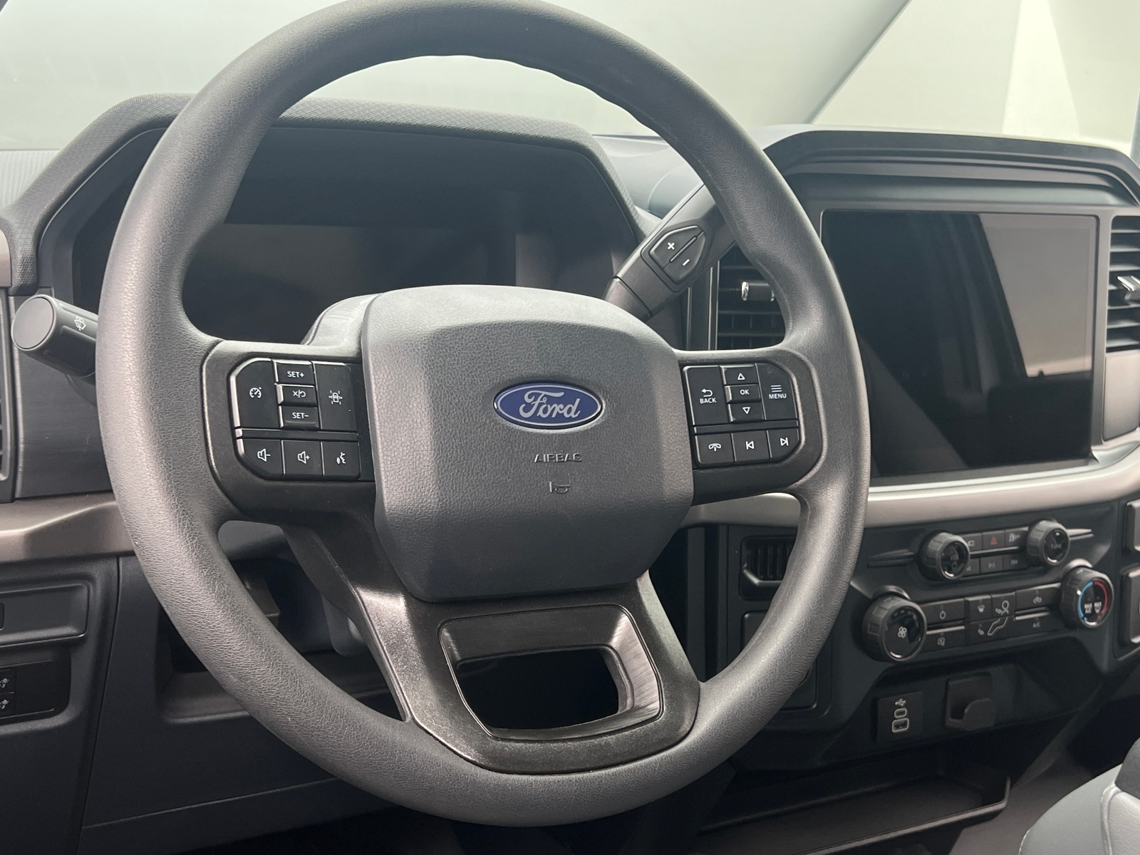 Thumbnail: 2025 Ford Econoline - 4