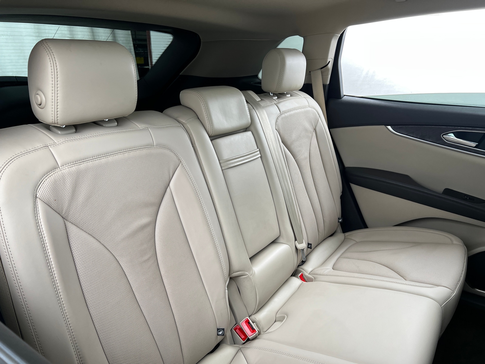 Thumbnail: 2019 Lincoln Nautilus - 5