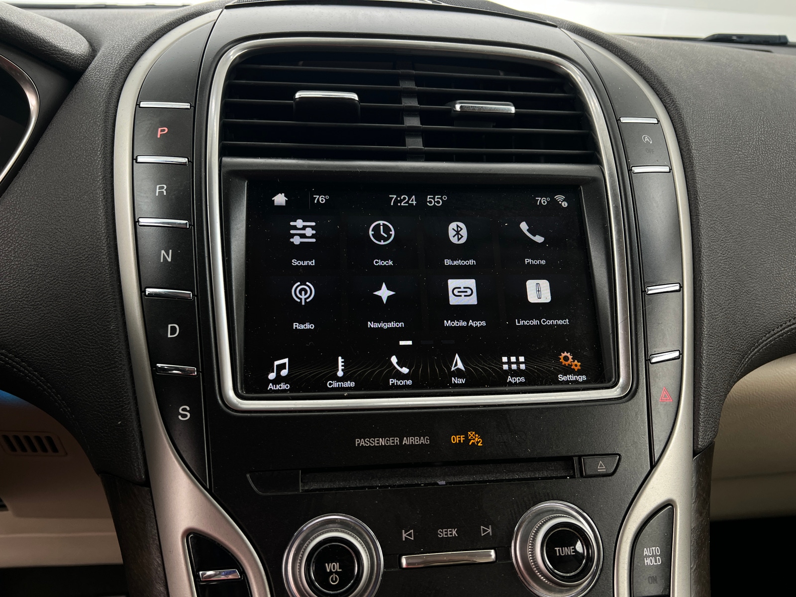 Thumbnail: 2019 Lincoln Nautilus - 3