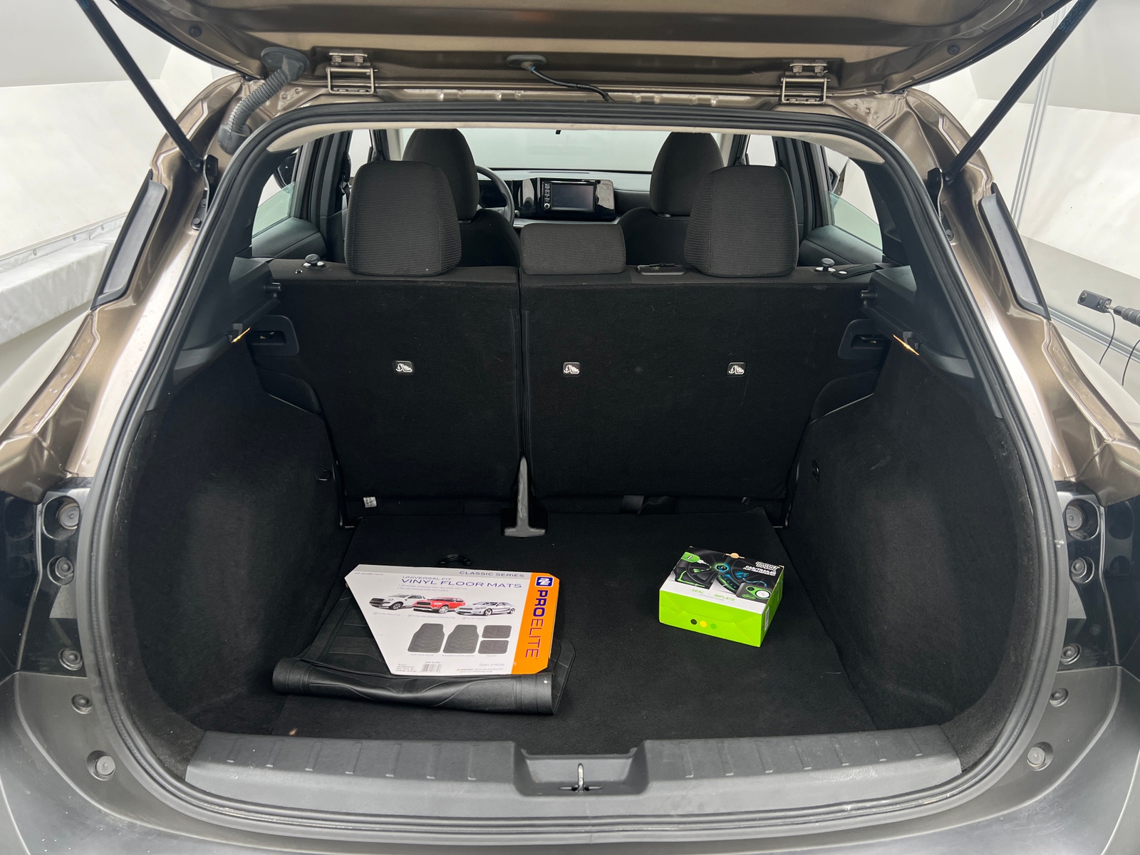 Thumbnail: 2025 Nissan Kicks - 7