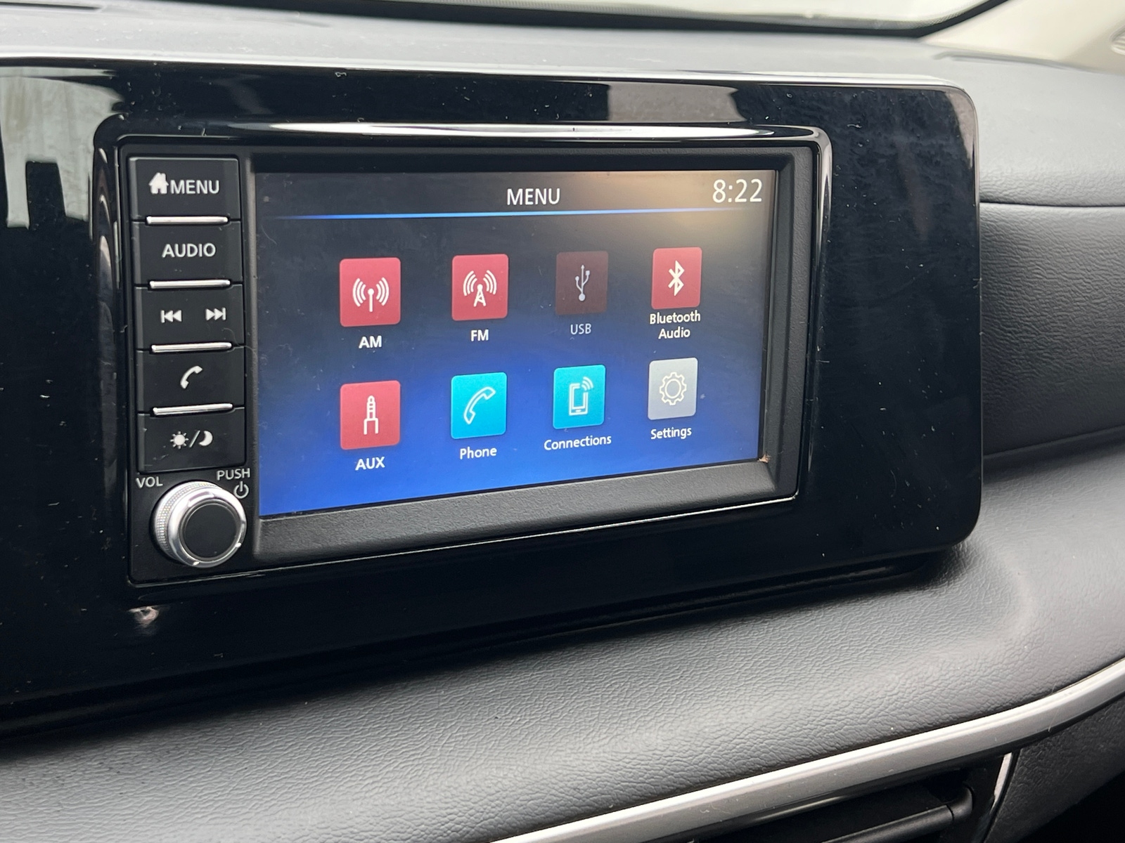 Thumbnail: 2025 Nissan Kicks - 4