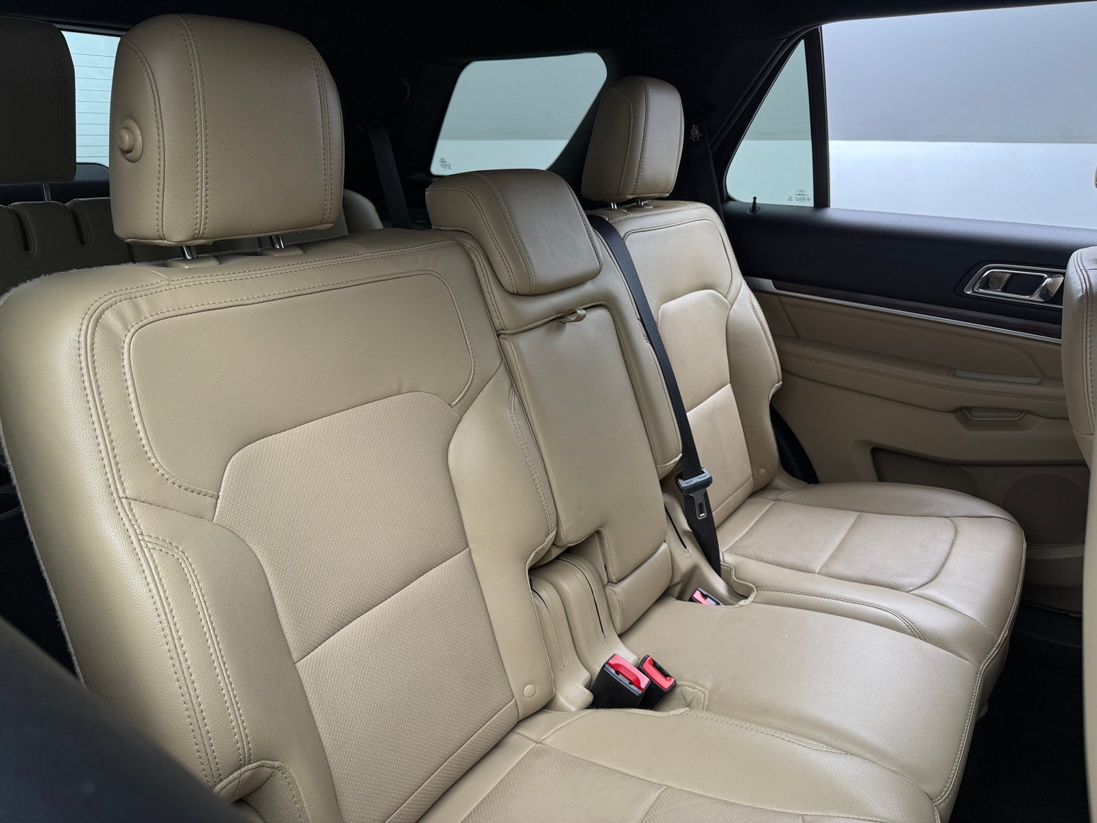 Thumbnail: 2017 Ford Explorer - 5