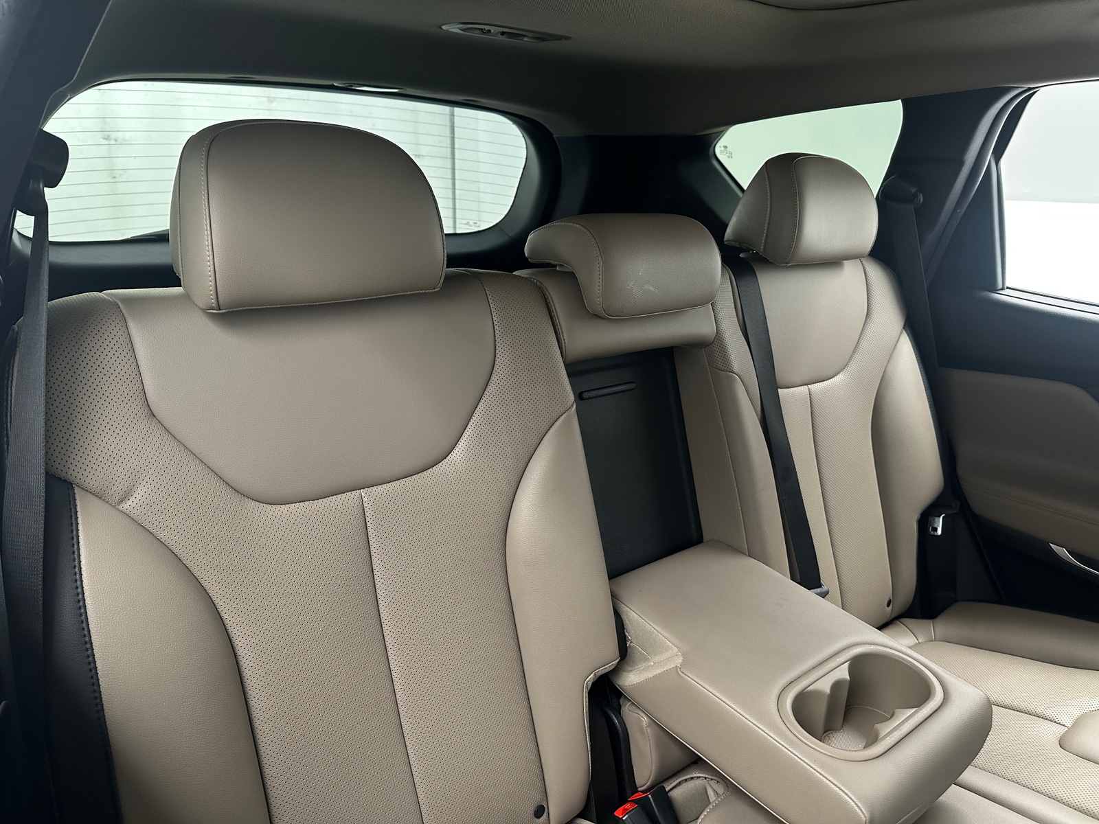 Thumbnail: 2023 Hyundai Santa Fe - 5