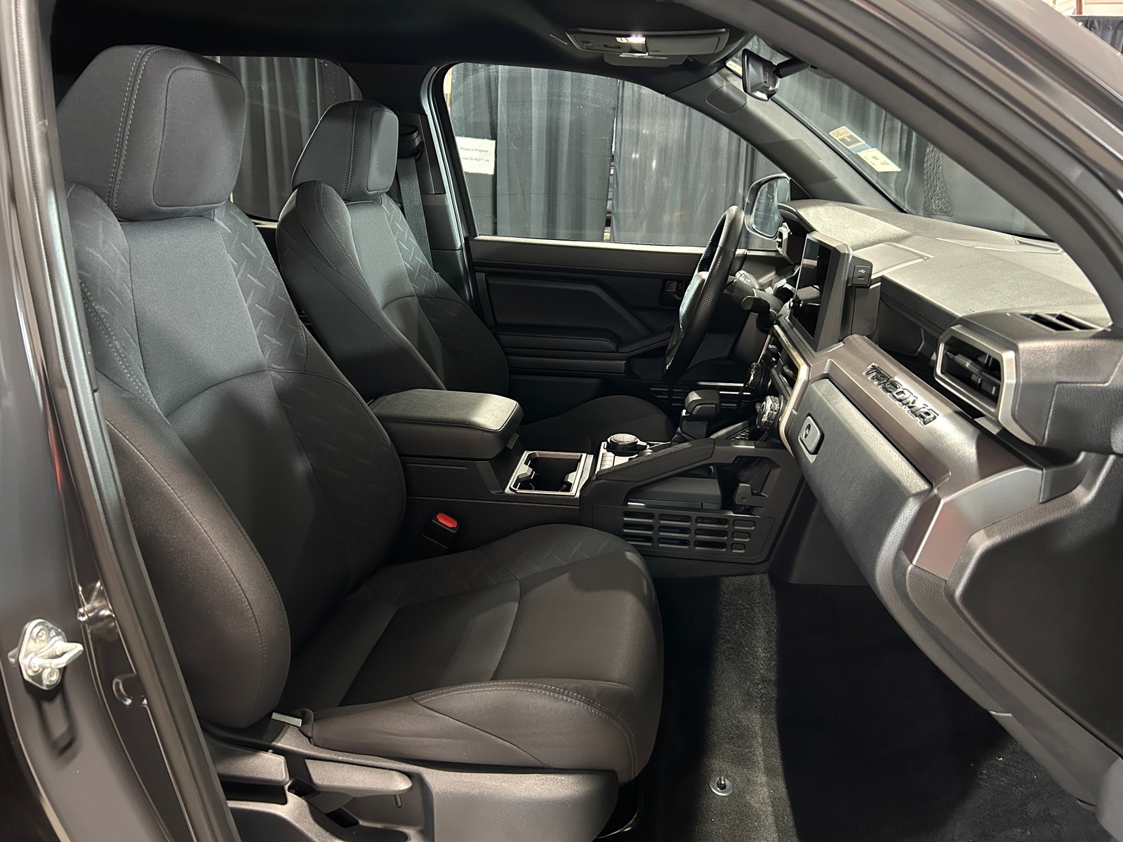 Thumbnail: 2025 Toyota Tacoma - 2