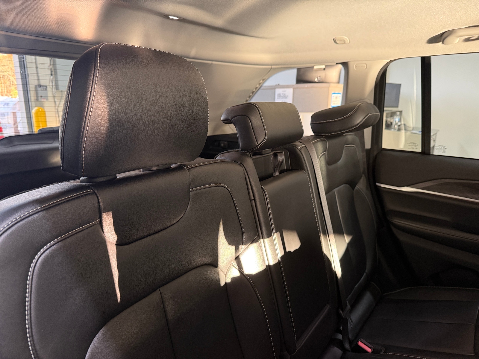 Thumbnail: 2023 Jeep Grand Cherokee - 5