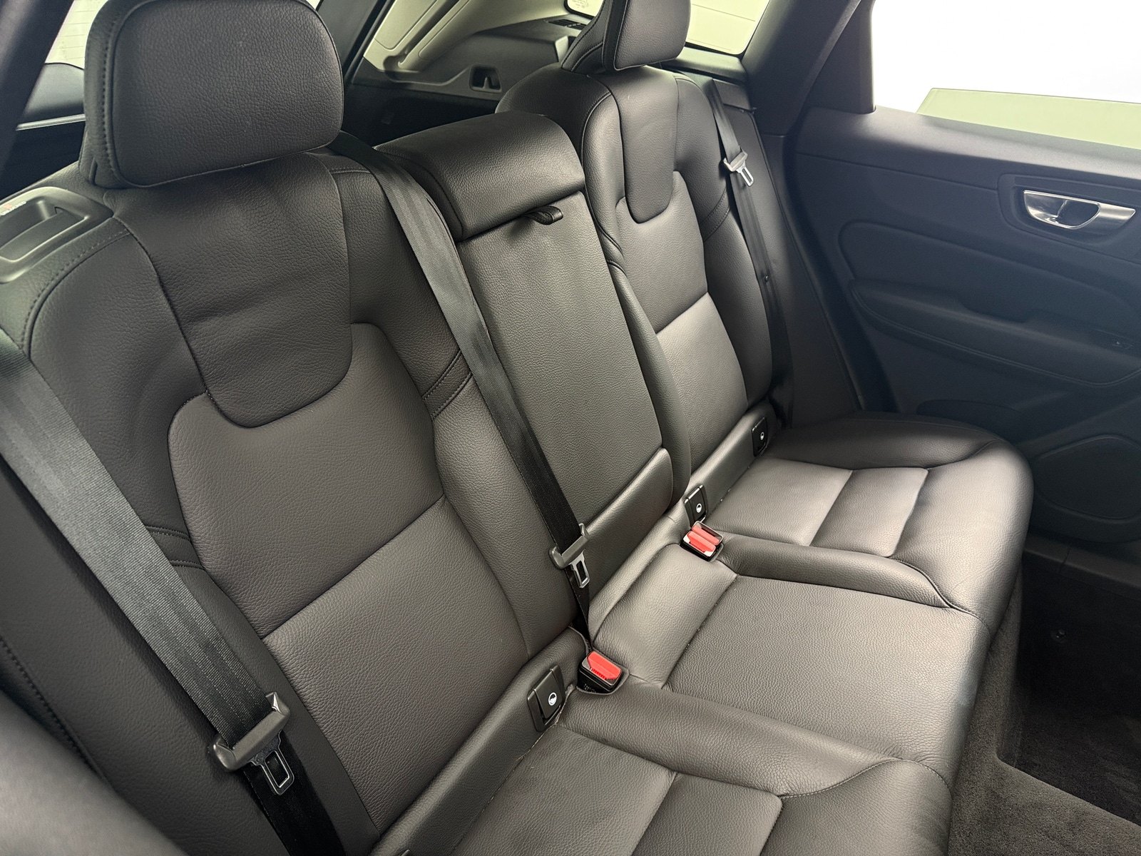 Thumbnail: 2023 Volvo XC60 - 5