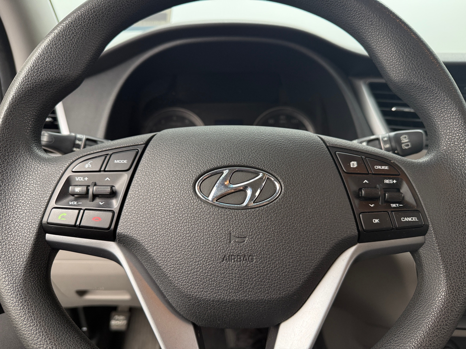 Thumbnail: 2016 Hyundai Tucson - 5