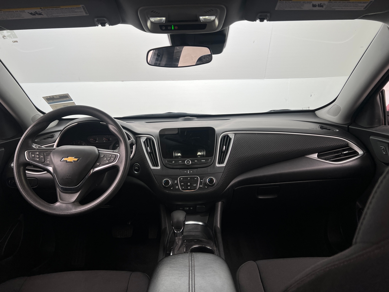 Thumbnail: 2024 Chevrolet Malibu - 3