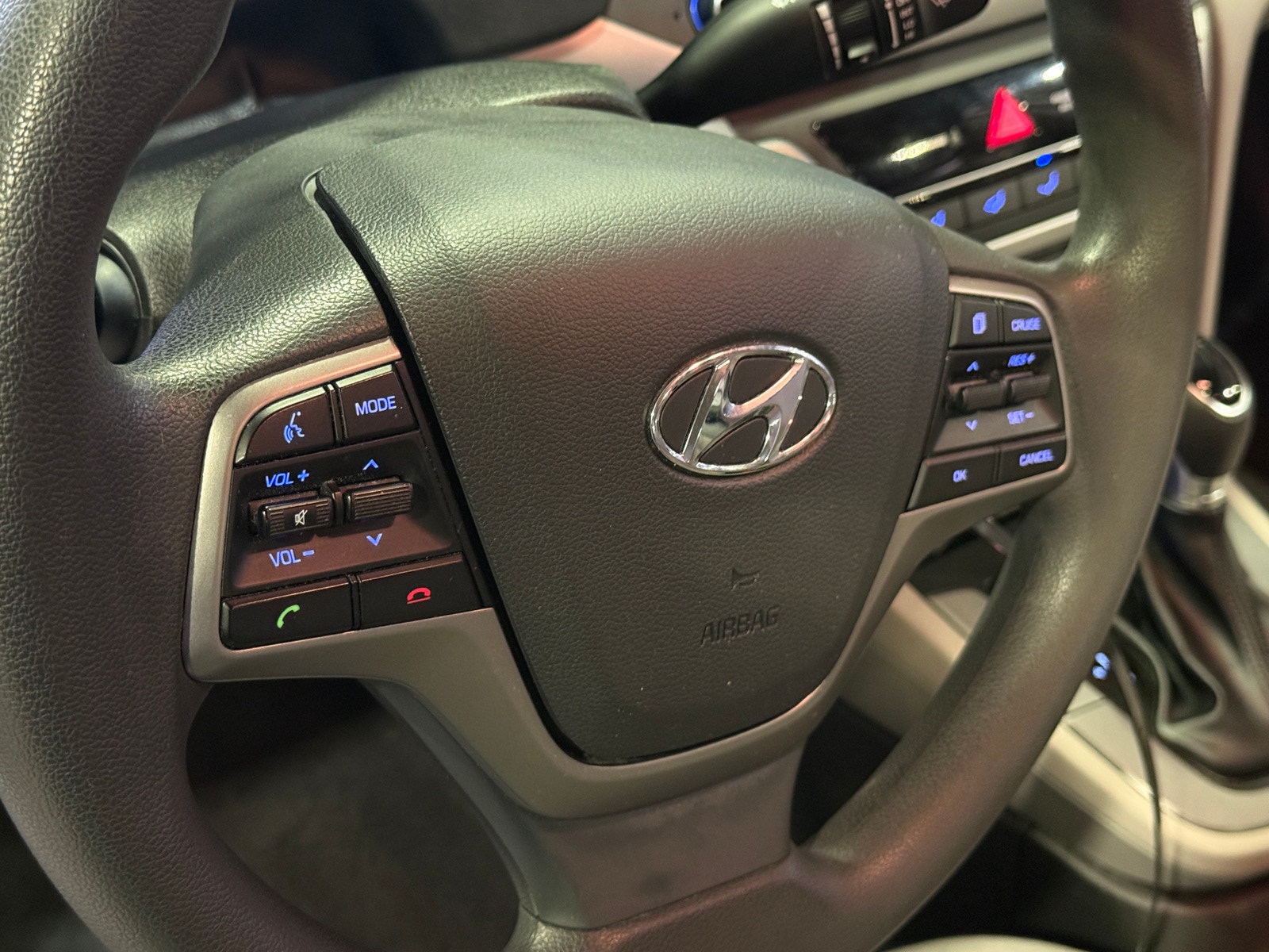 Thumbnail: 2018 Hyundai Elantra - 5