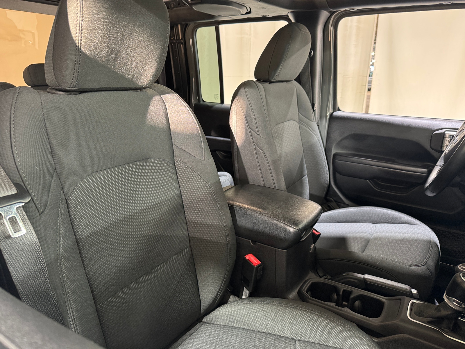 Thumbnail: 2020 Jeep Gladiator - 2