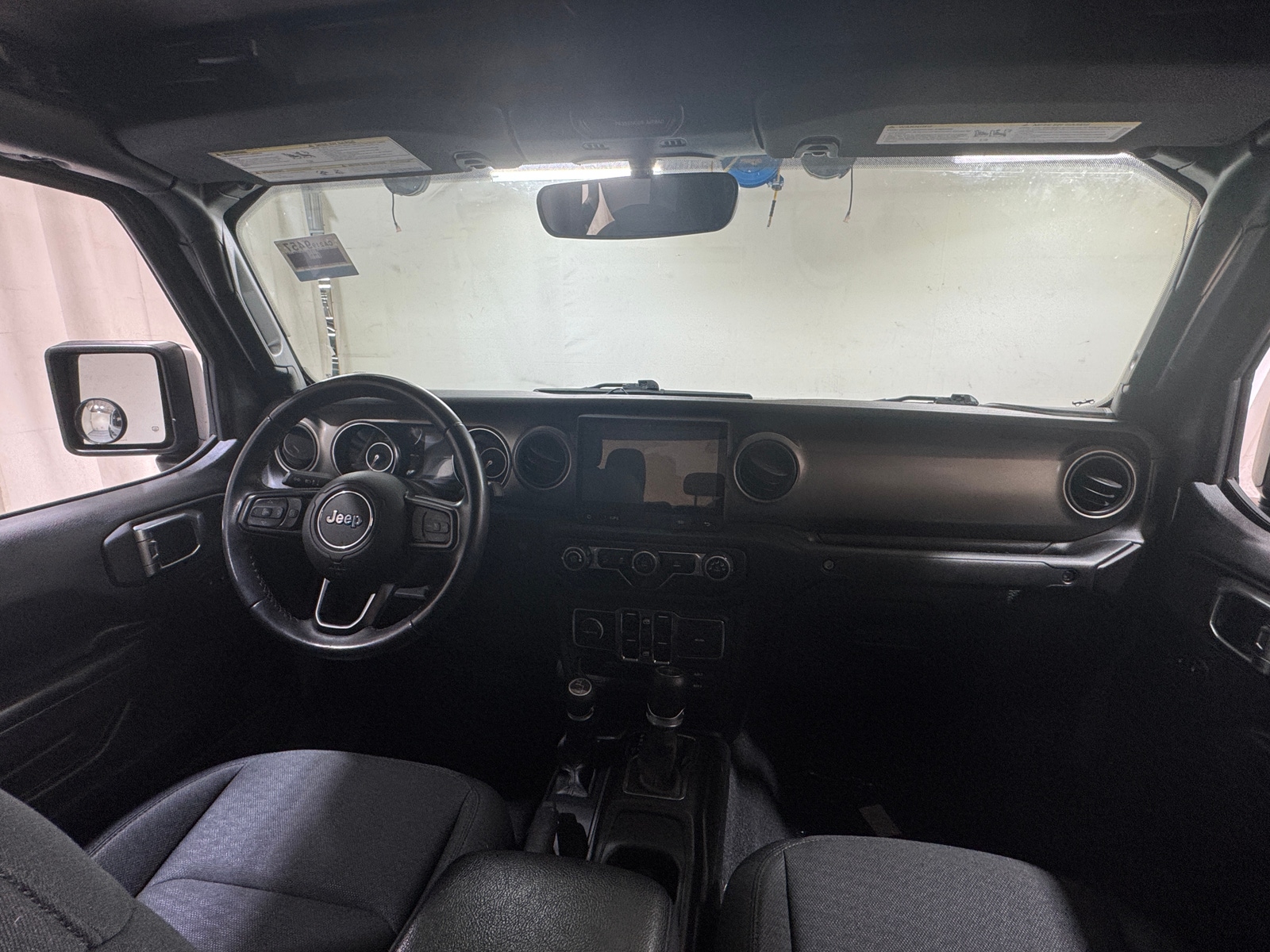 Thumbnail: 2020 Jeep Gladiator - 3