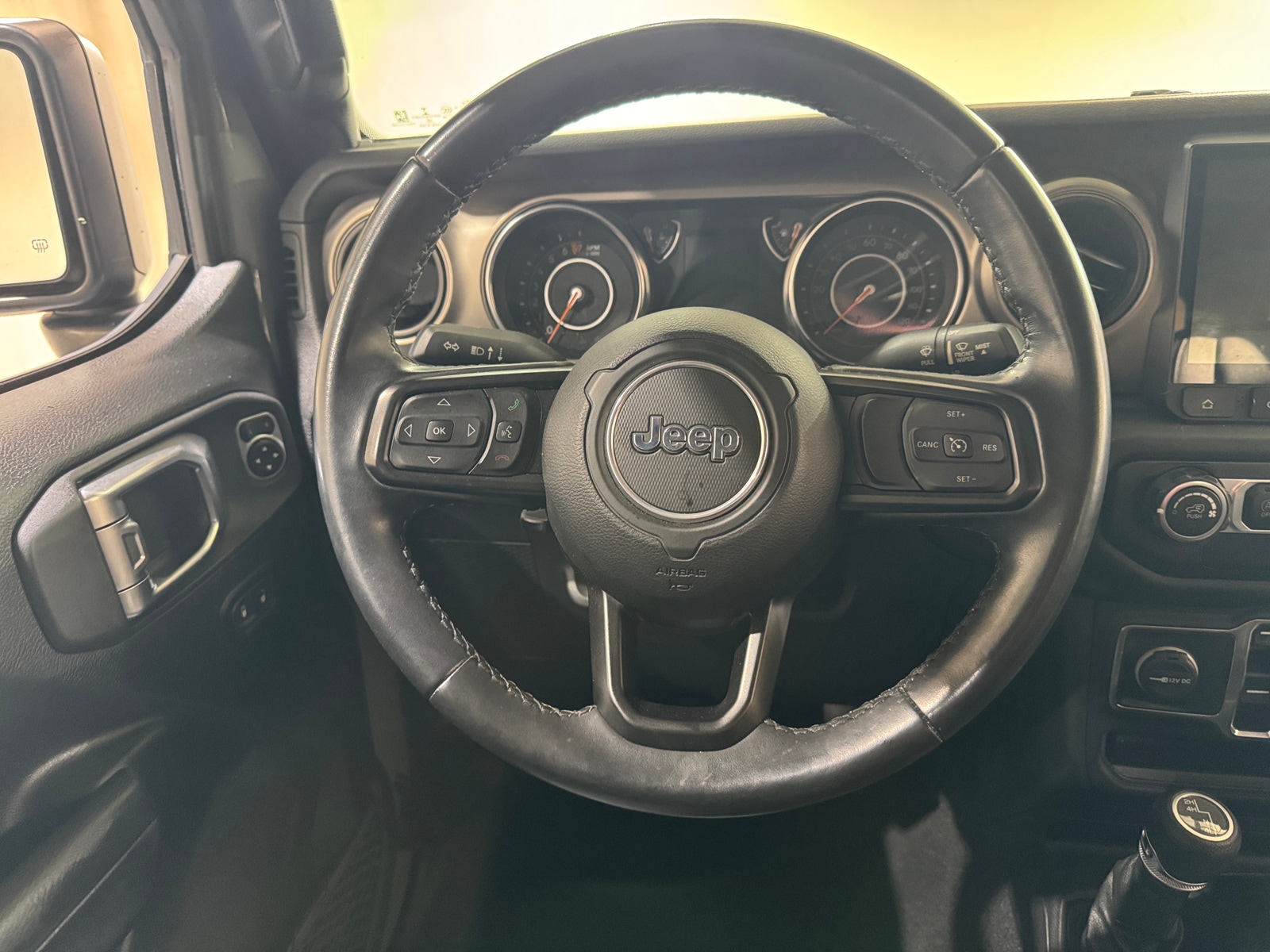 Thumbnail: 2020 Jeep Gladiator - 5