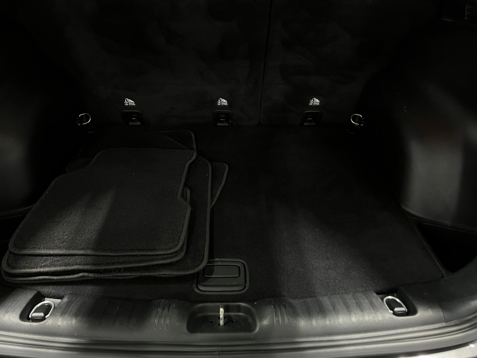 Thumbnail: 2020 Jeep Compass - 7