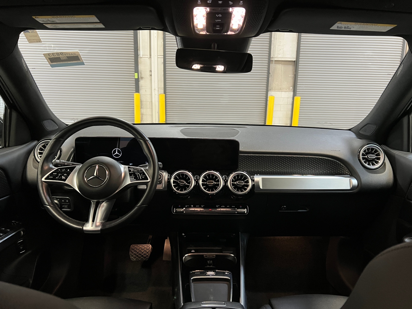 Thumbnail: 2024 Mercedes-Benz GLB - 2