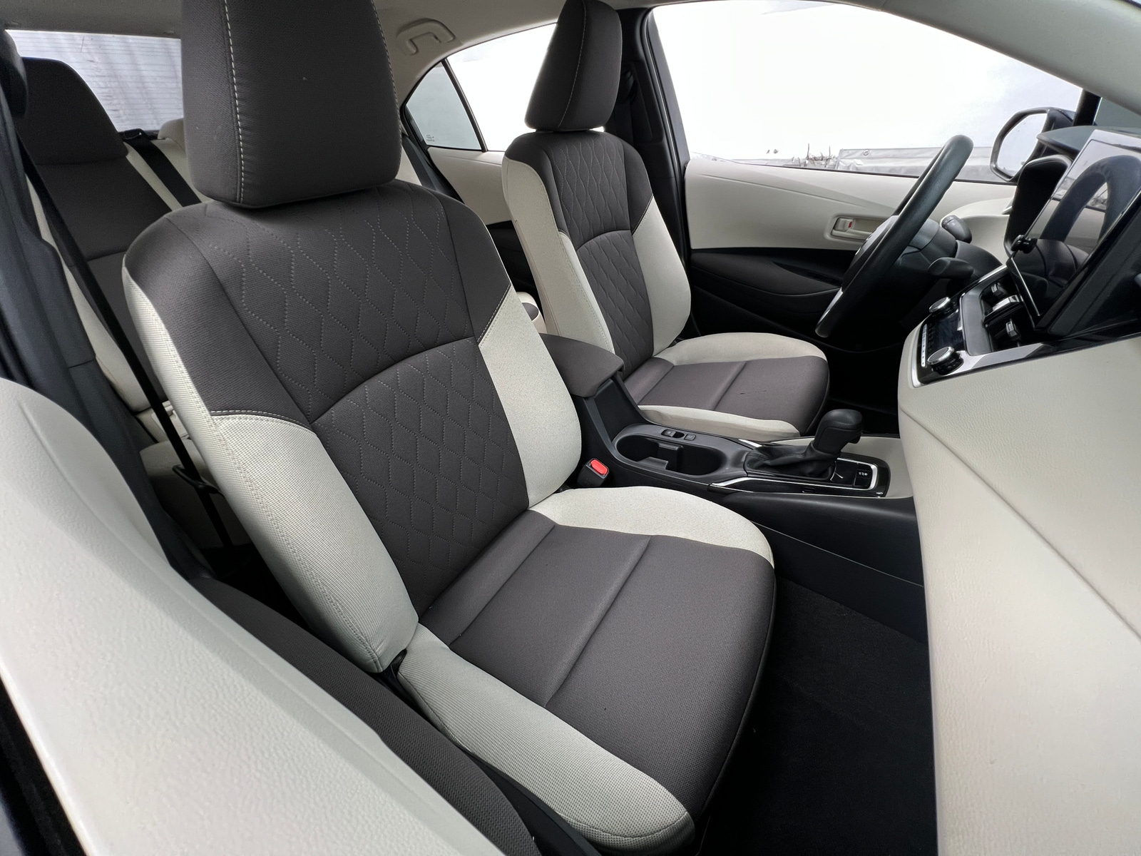 Thumbnail: 2025 Toyota Corolla - 2