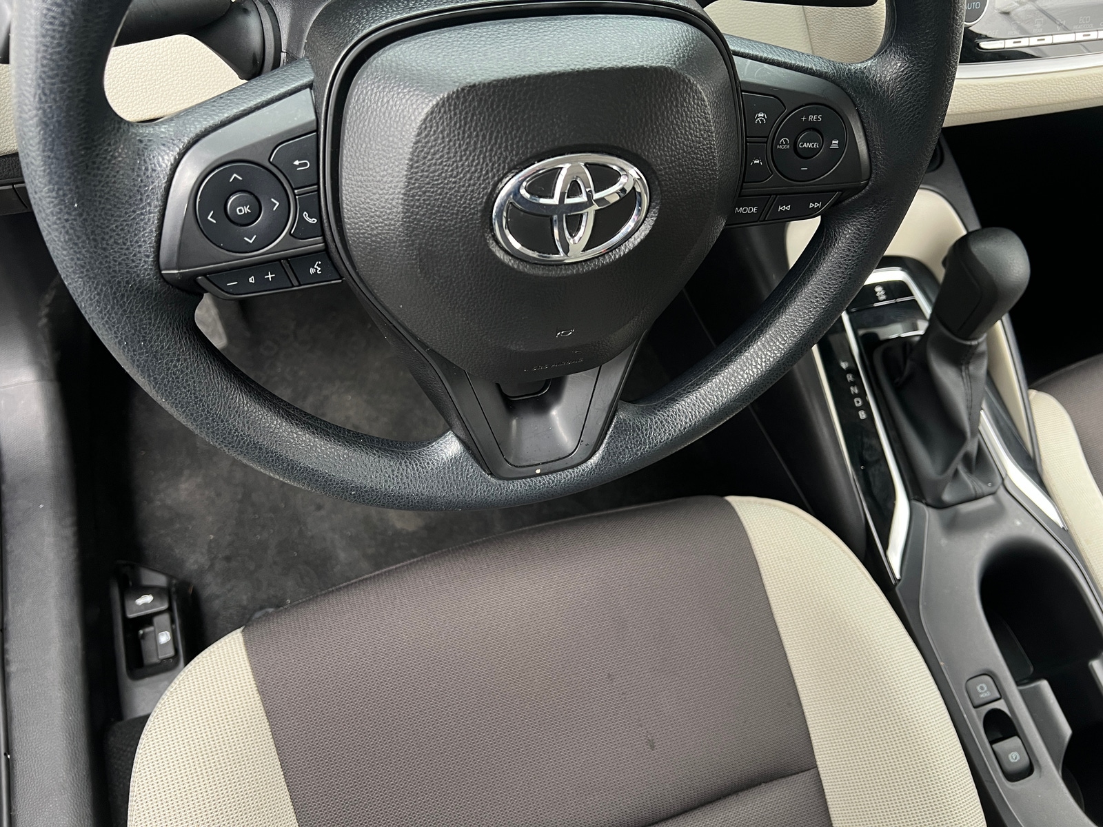 Thumbnail: 2025 Toyota Corolla - 5