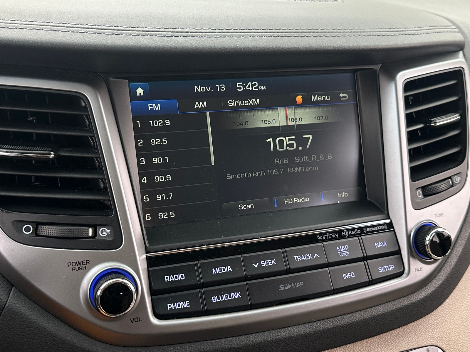 Thumbnail: 2017 Hyundai Tucson - 3