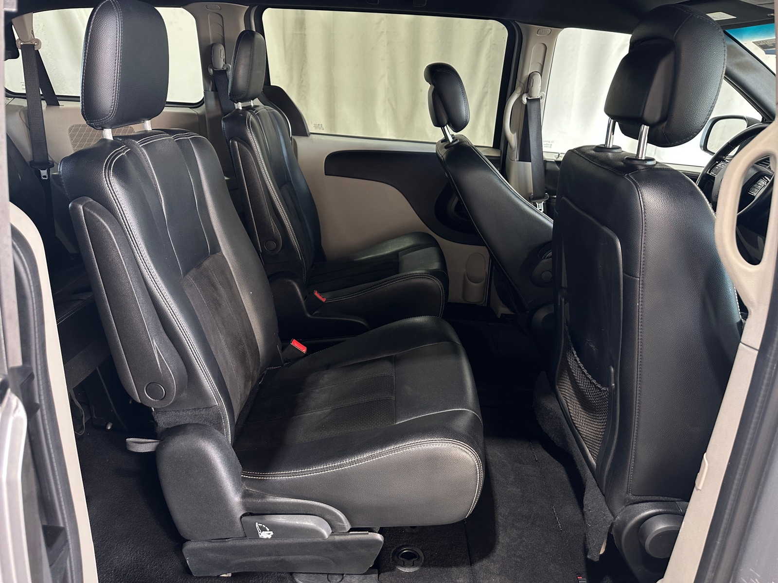 Thumbnail: 2017 Dodge Grand Caravan - 5