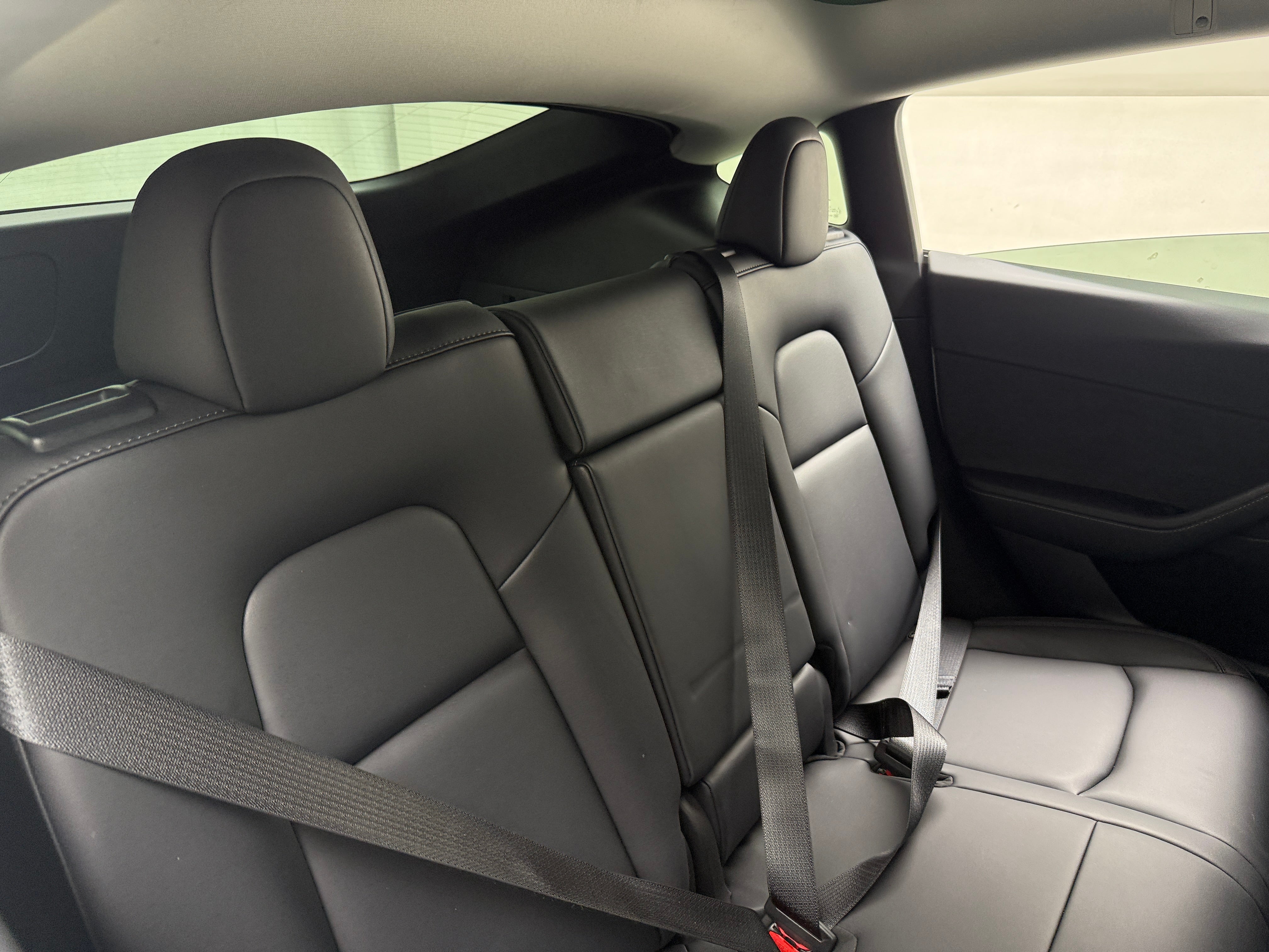 Used 2023 Tesla Model Y Long Range with VIN 7SAYGAEE9PF708030 for sale in Oak Creek, WI