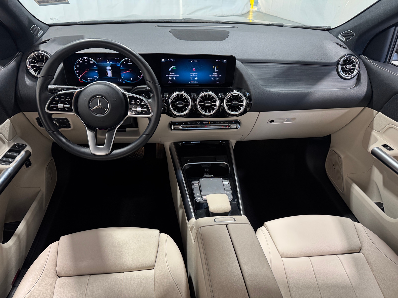 Thumbnail: 2023 Mercedes-Benz GLA - 2